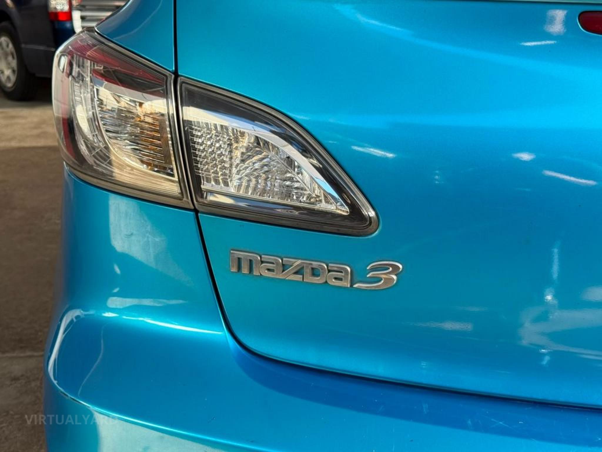 MAZDA MAZDA3