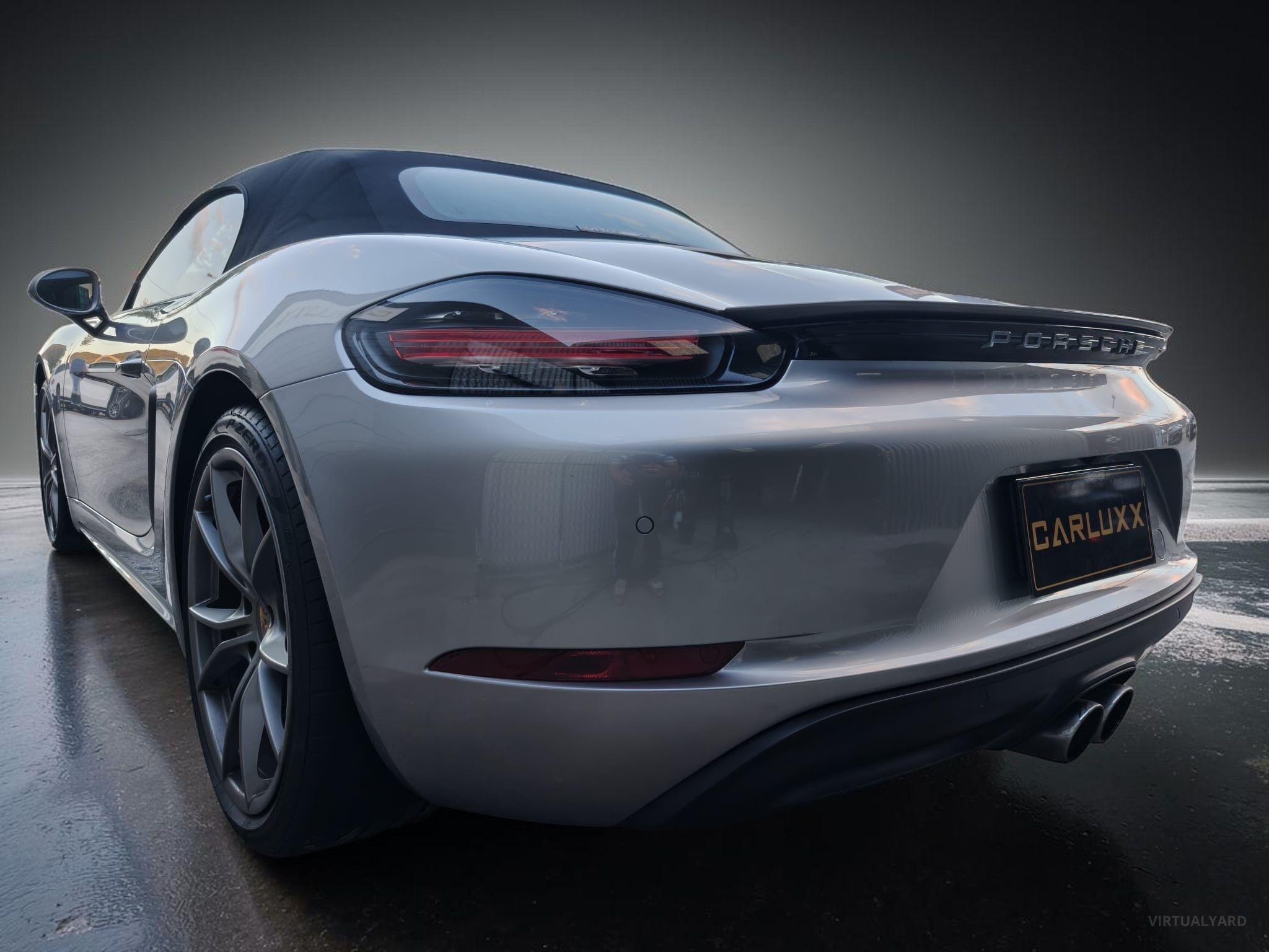 PORSCHE 718