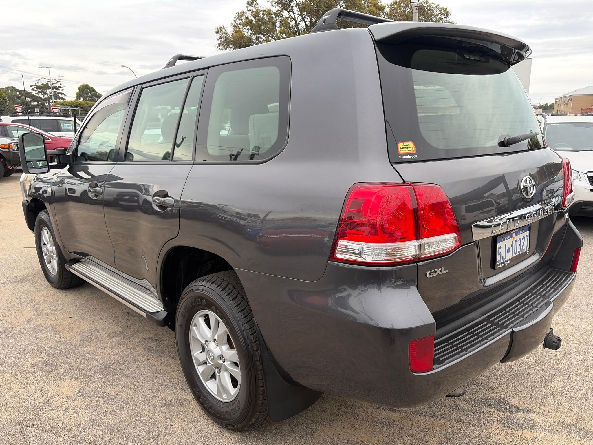 TOYOTA LANDCRUISER