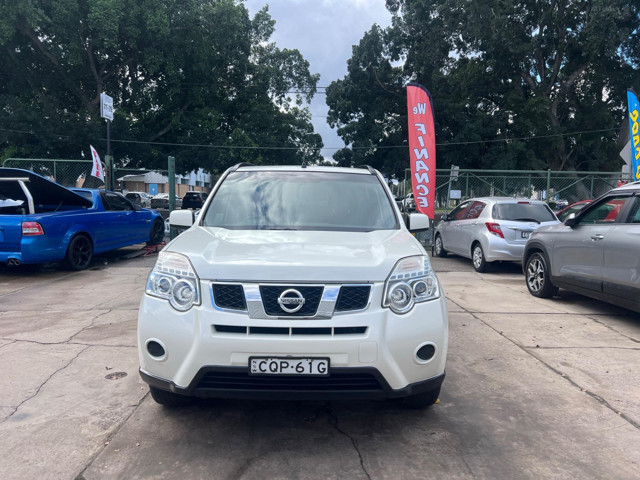 NISSAN X-TRAIL