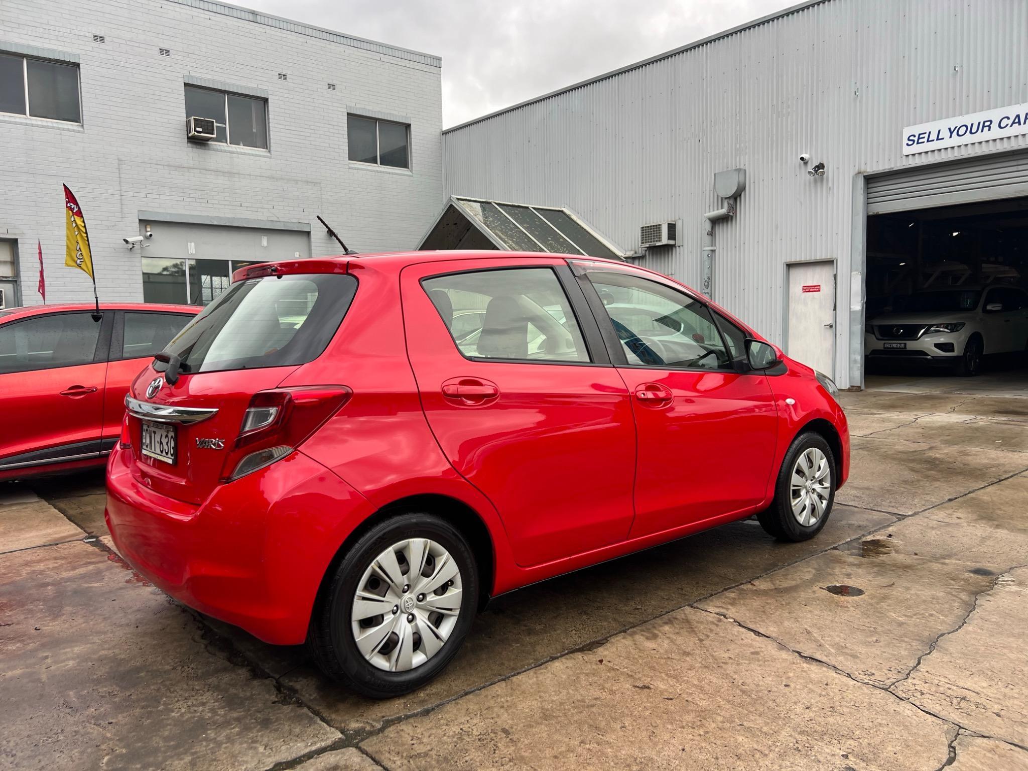 TOYOTA YARIS
