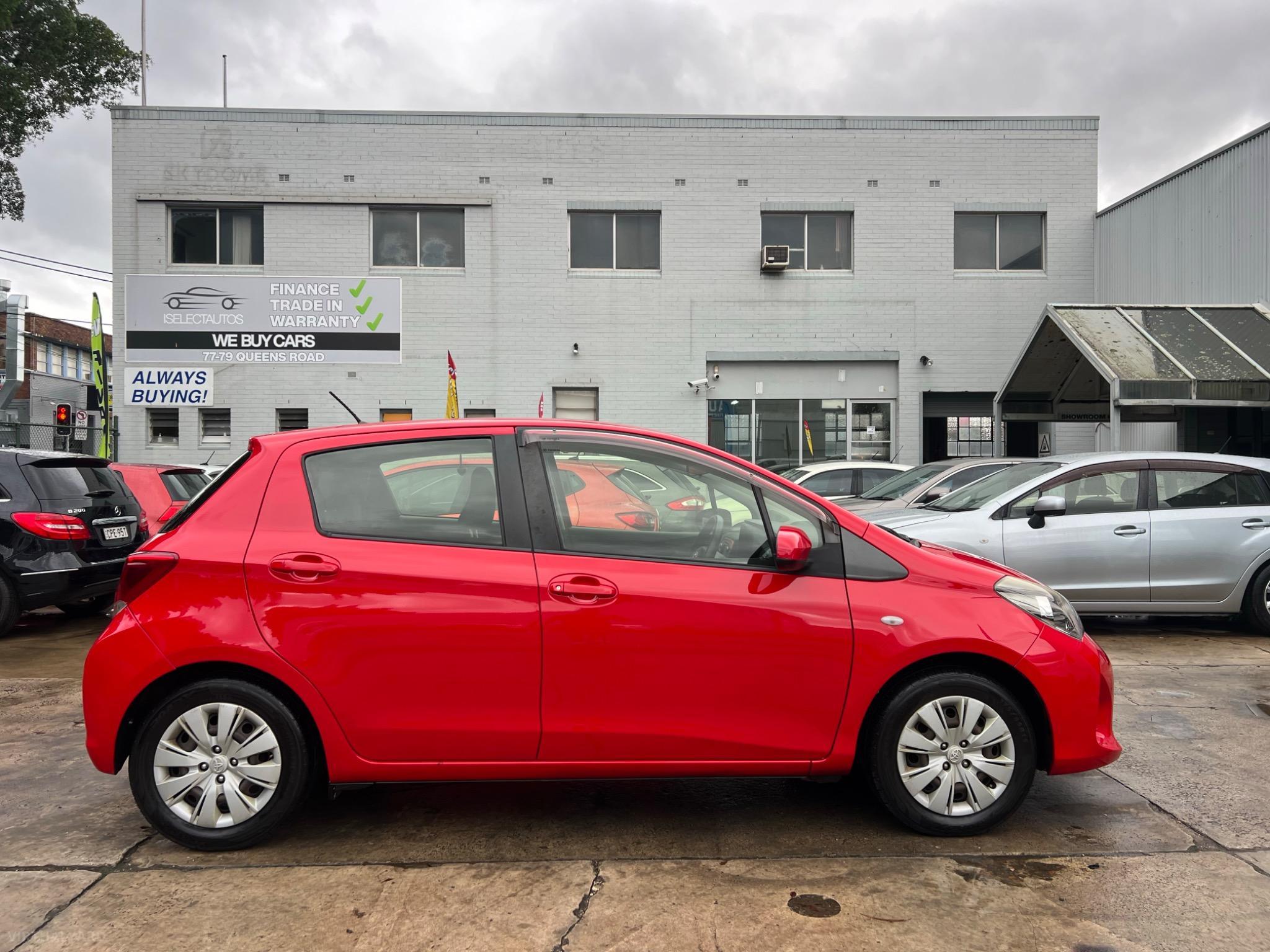 TOYOTA YARIS
