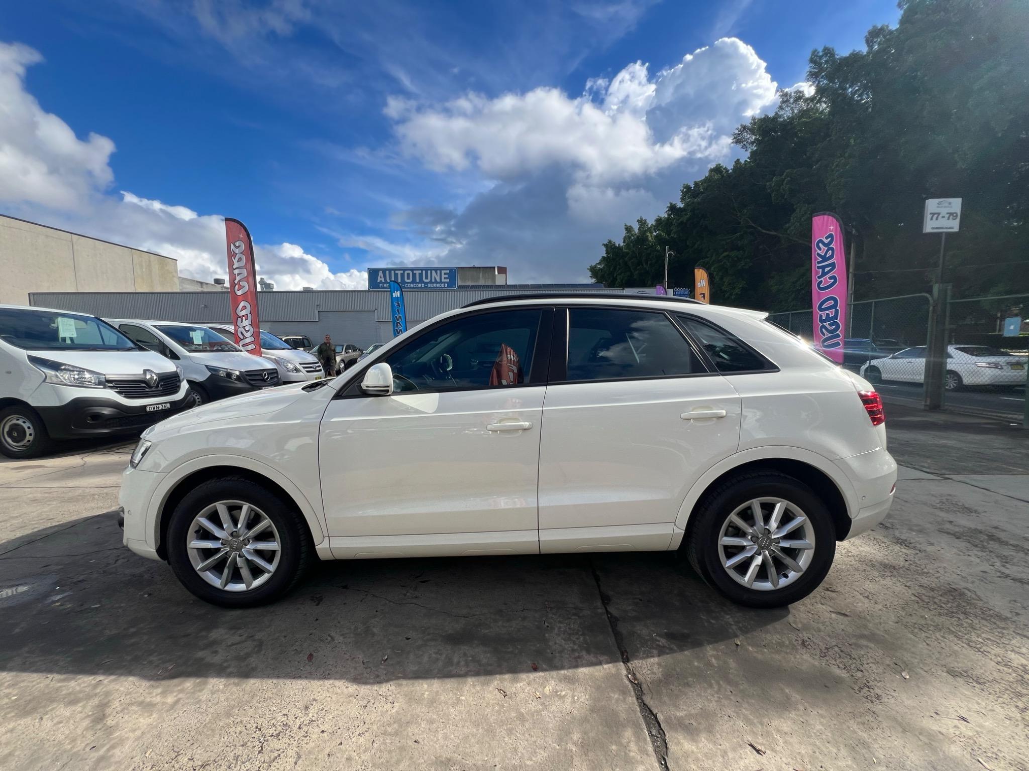 AUDI Q3