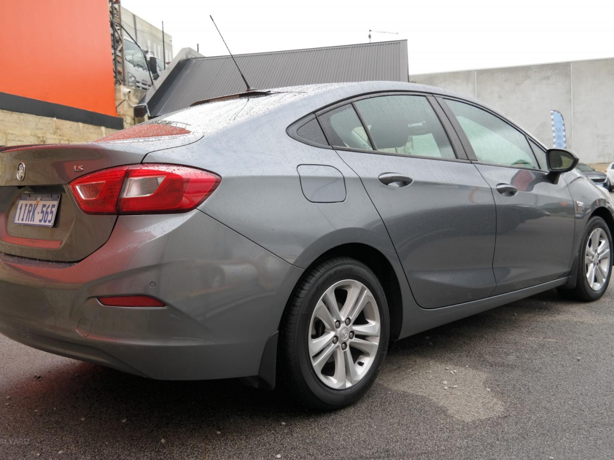 HOLDEN ASTRA