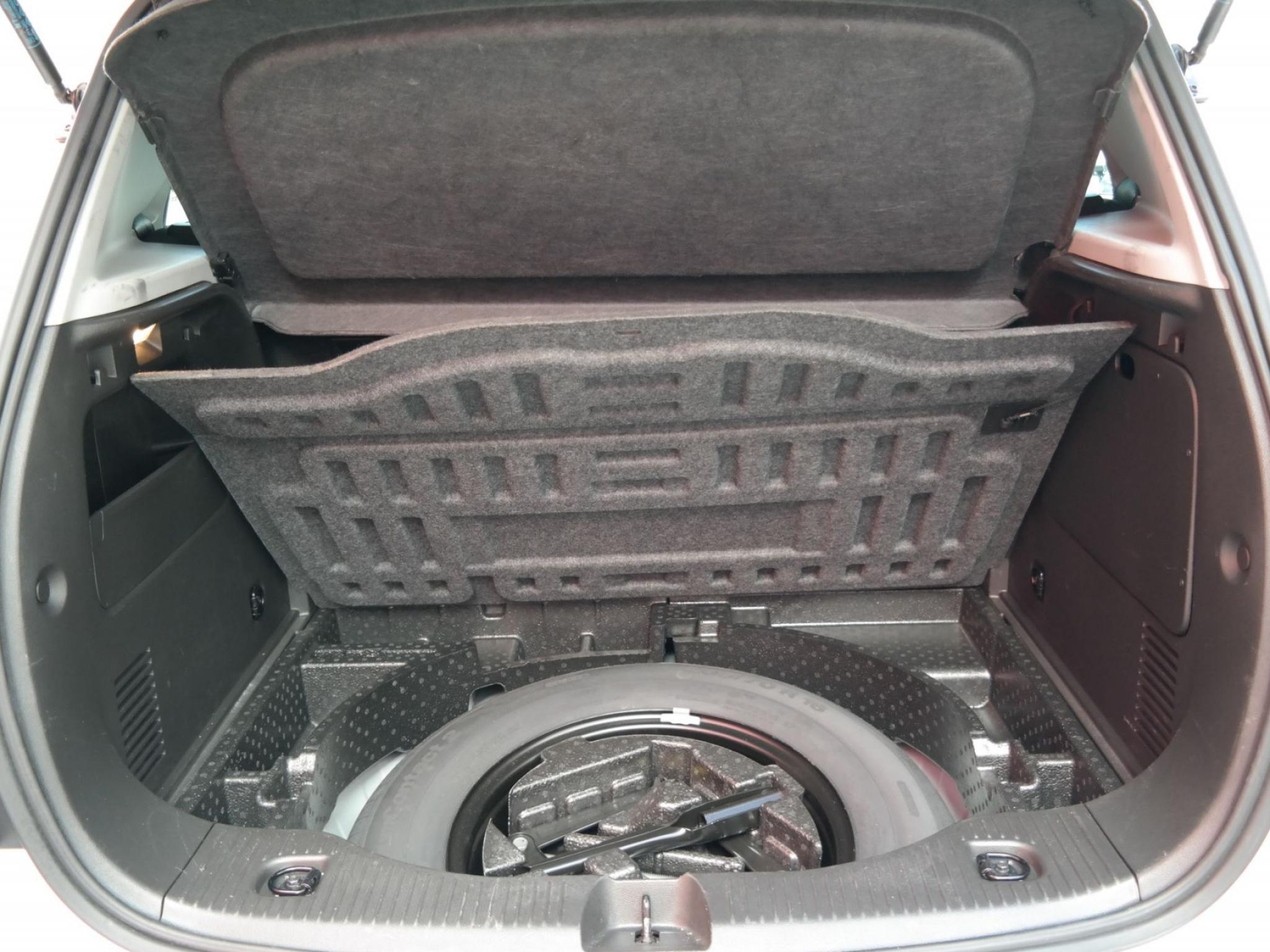 HOLDEN TRAX