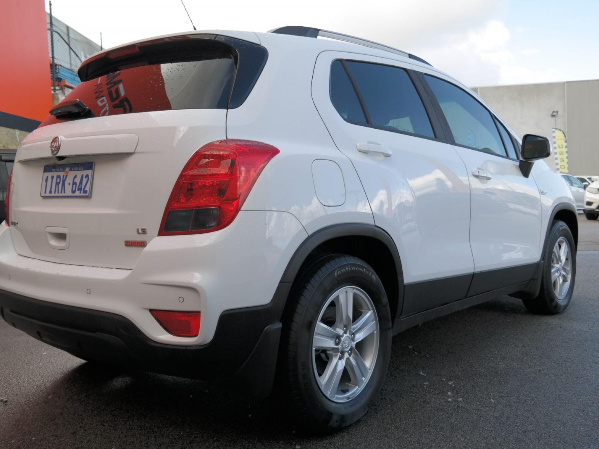 HOLDEN TRAX