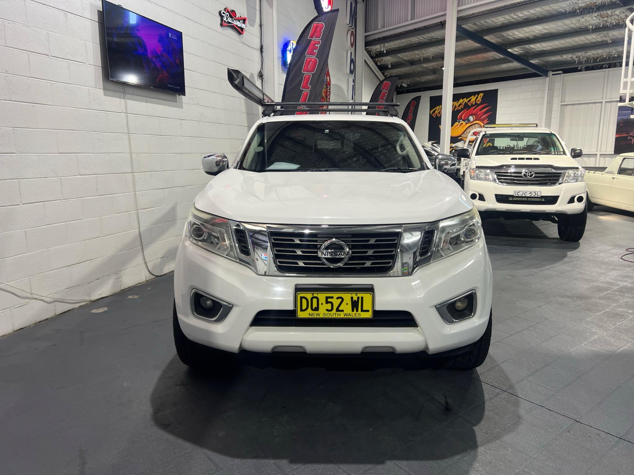 NISSAN NAVARA