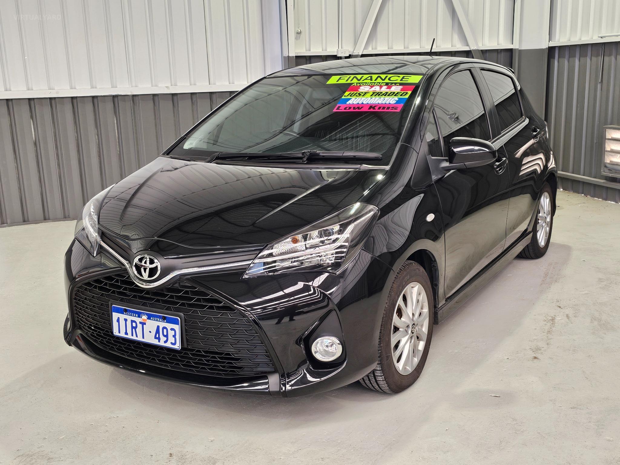 TOYOTA YARIS