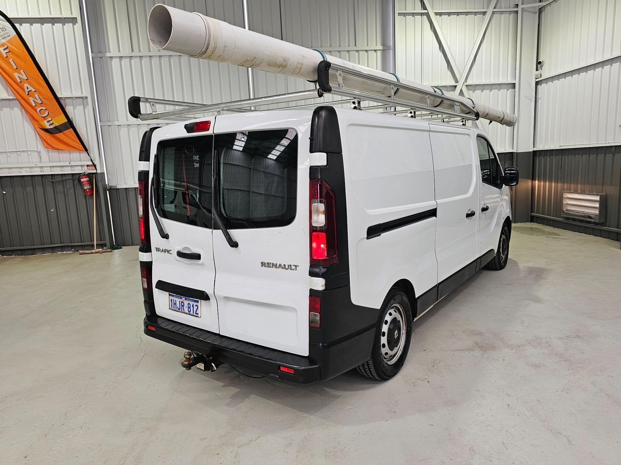 RENAULT TRAFIC
