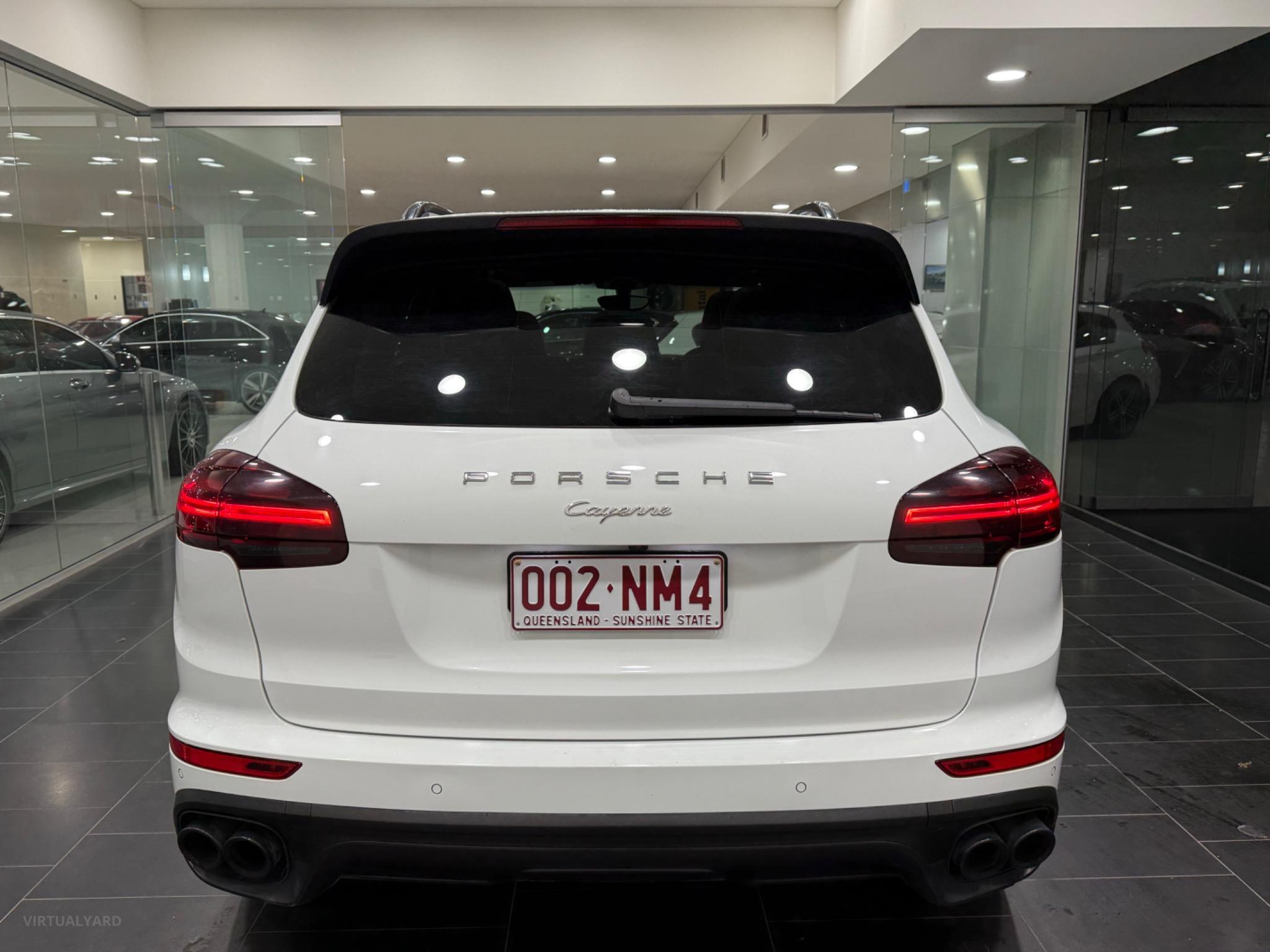 PORSCHE CAYENNE