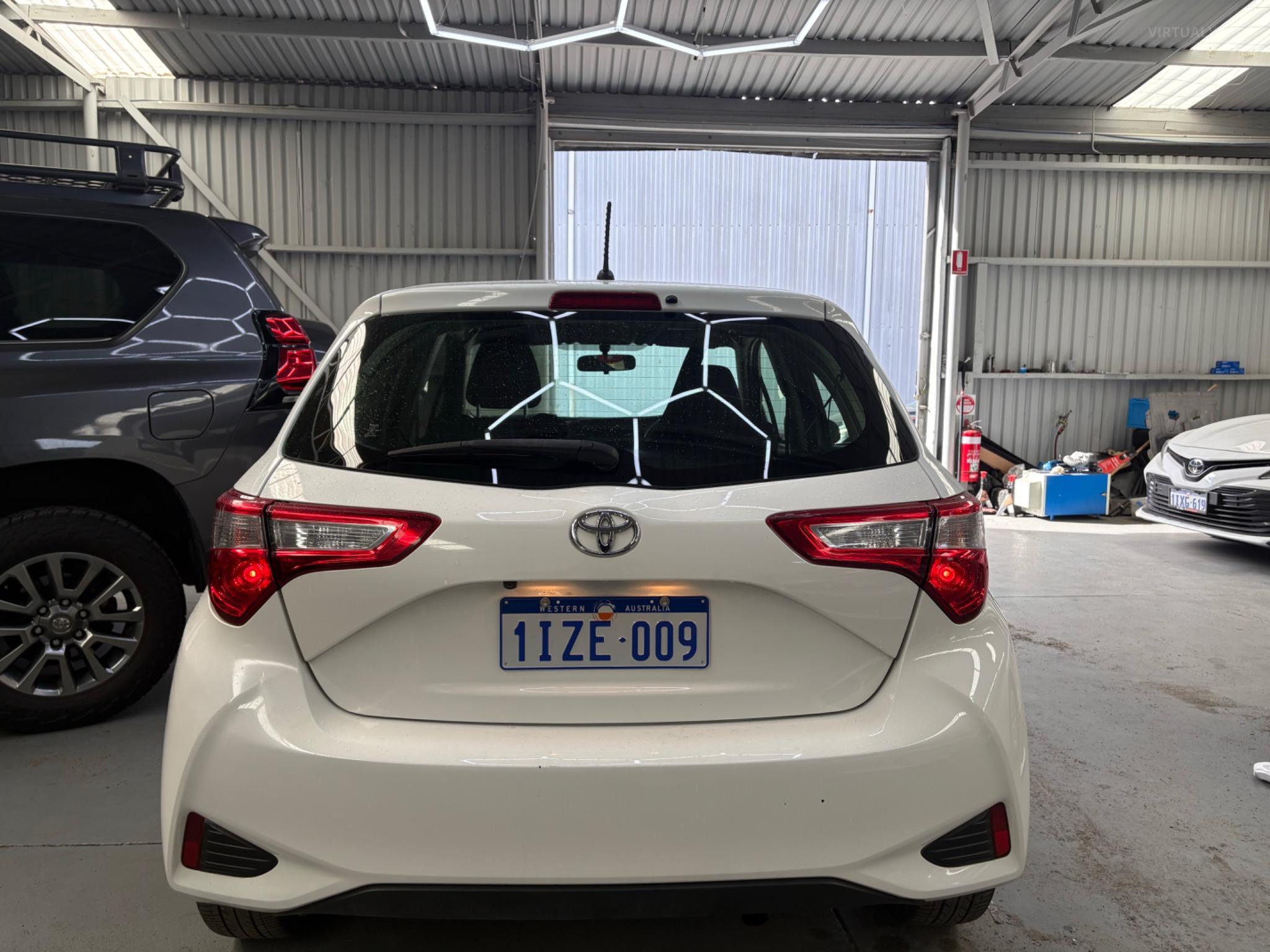 TOYOTA YARIS