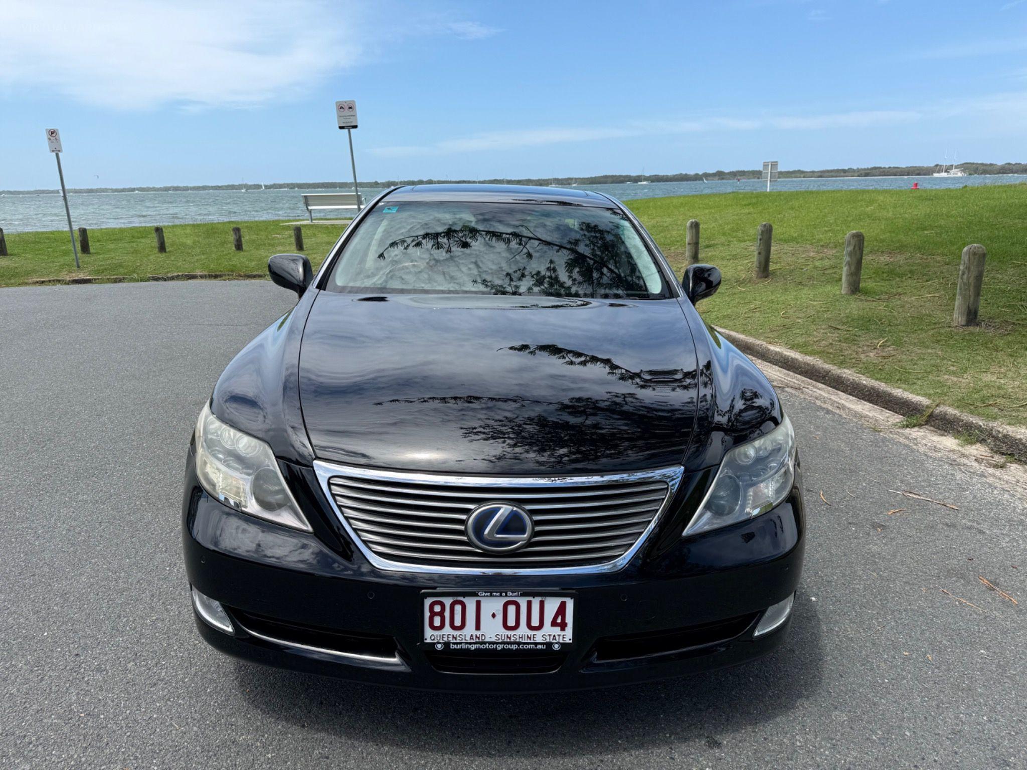 LEXUS LS600hL