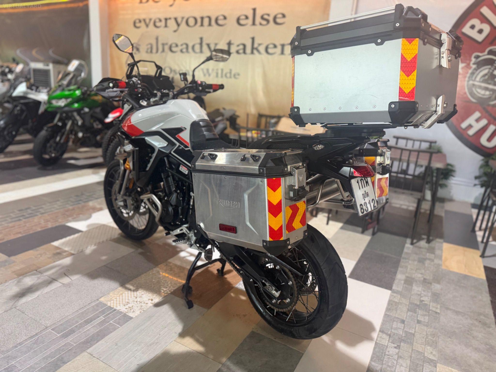 TRIUMPH TIGER RALLY PRO