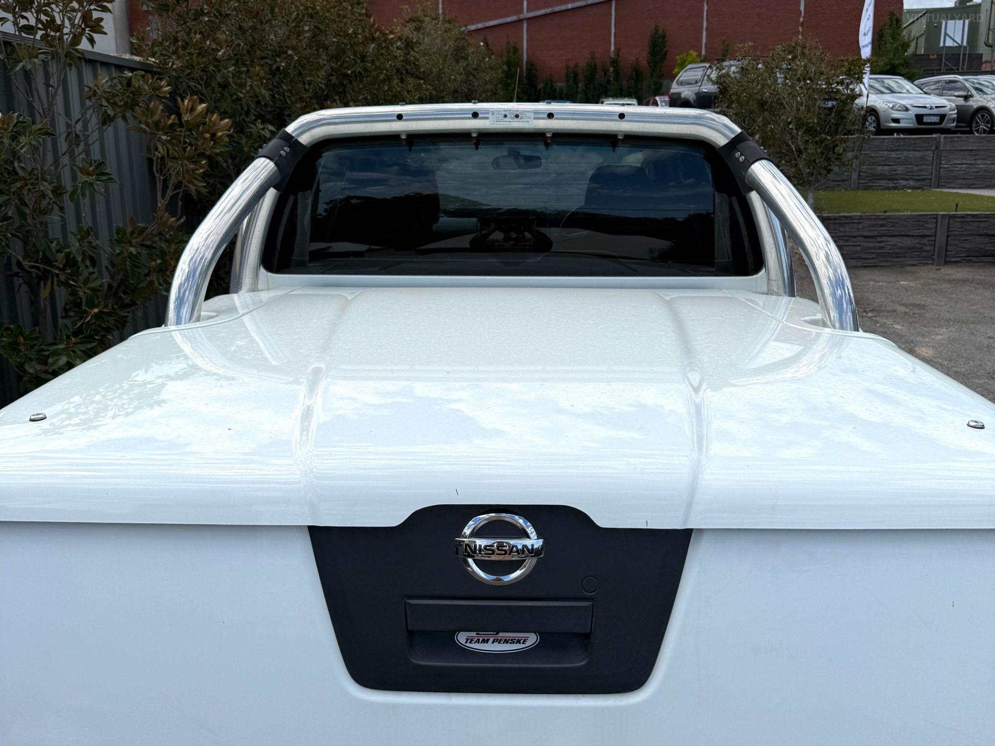 NISSAN NAVARA