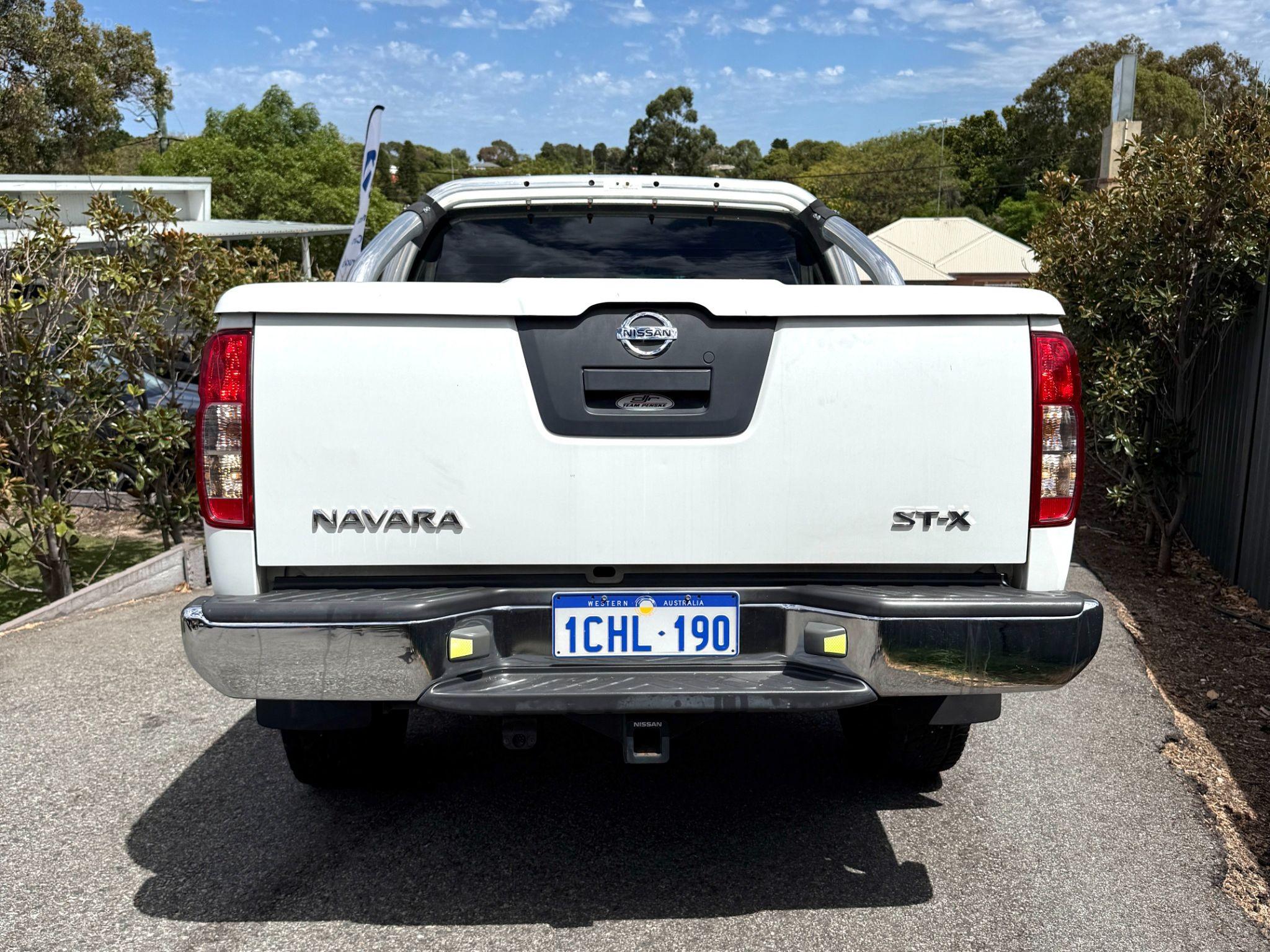NISSAN NAVARA