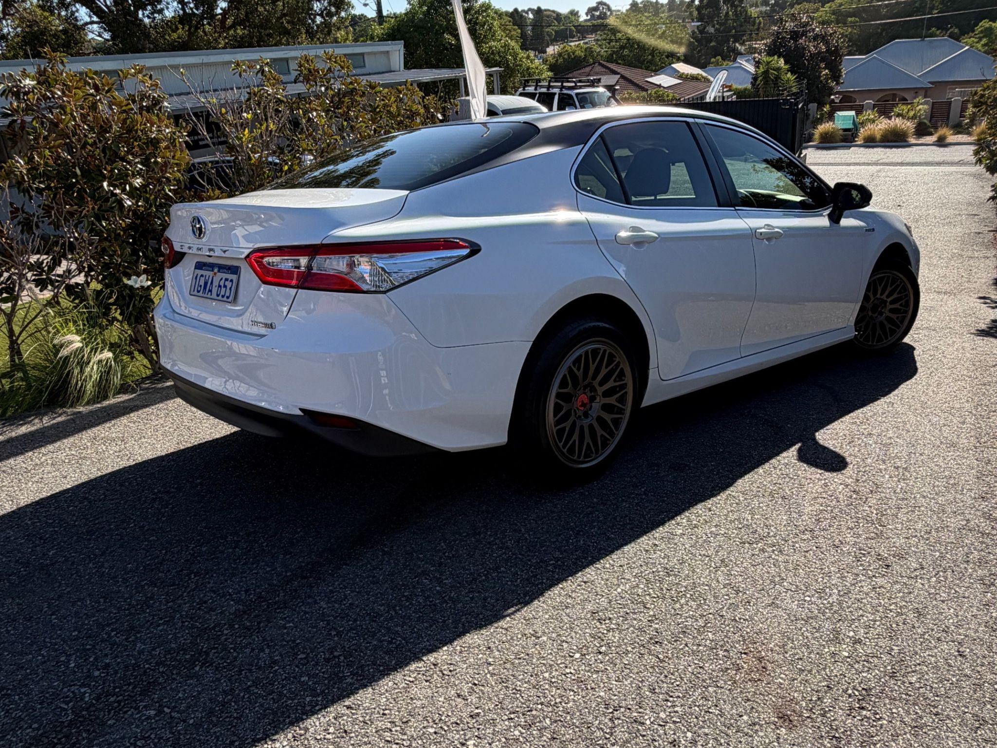 TOYOTA CAMRY