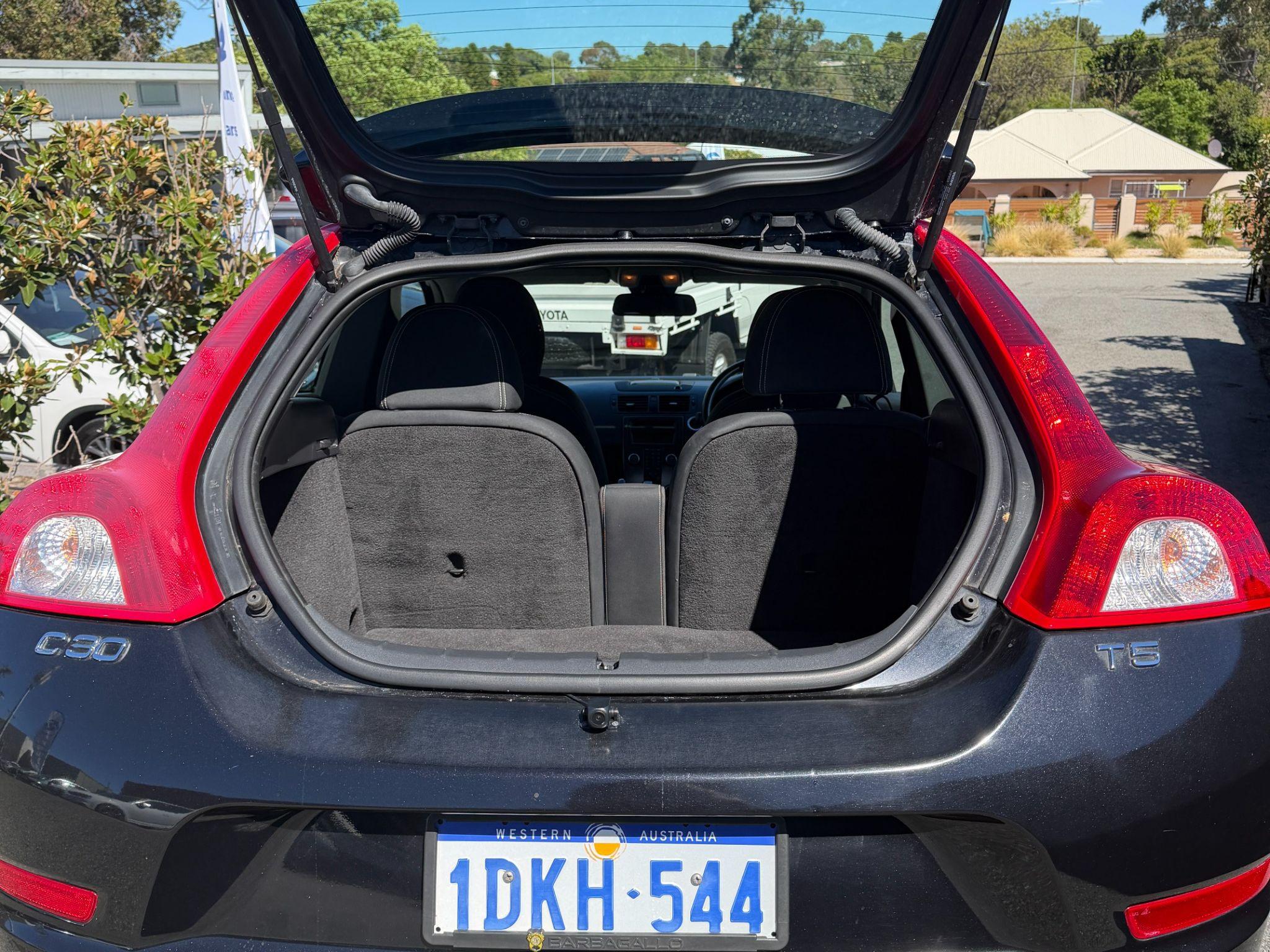 VOLVO C30