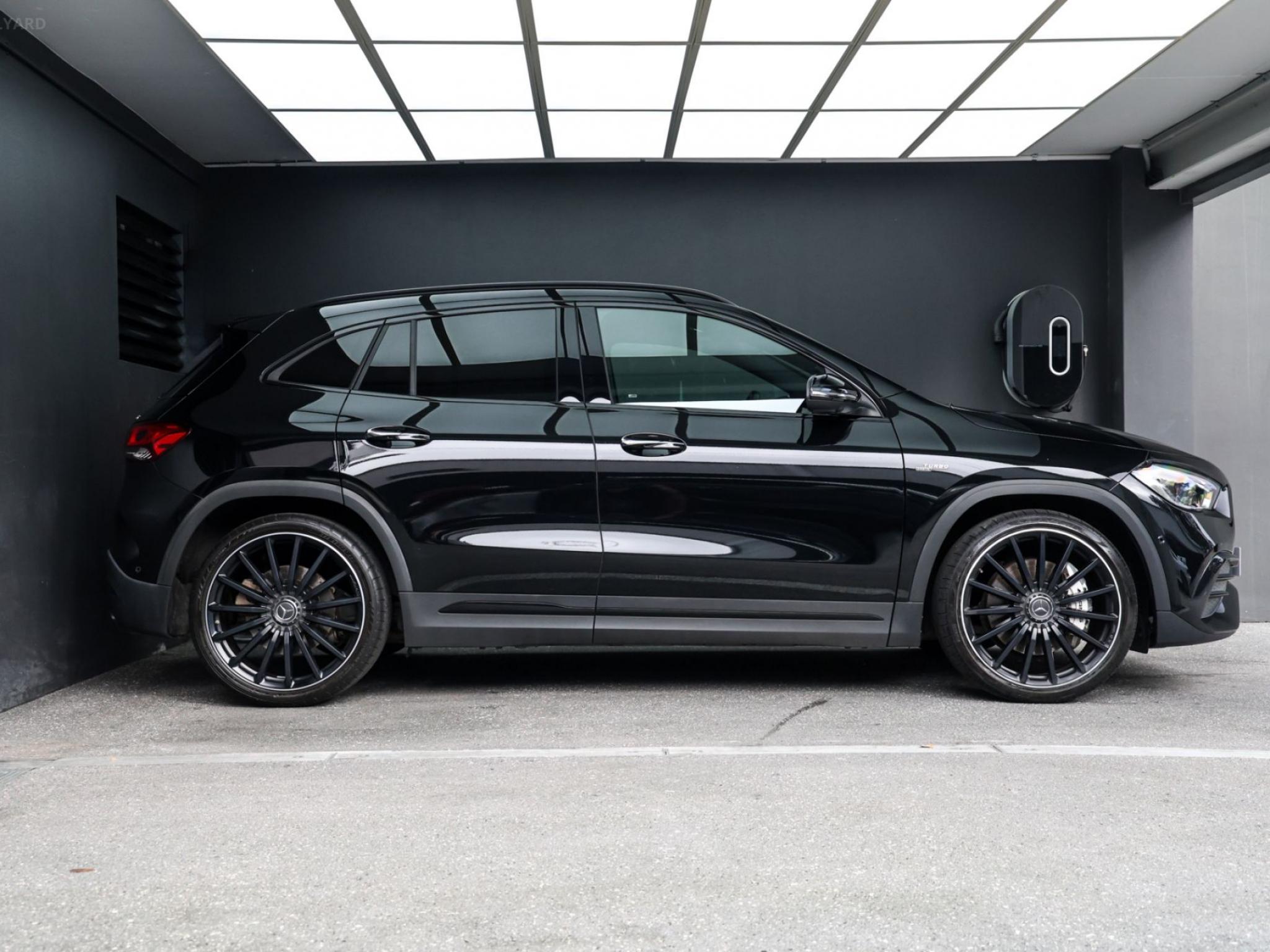 MERCEDES-AMG GLA