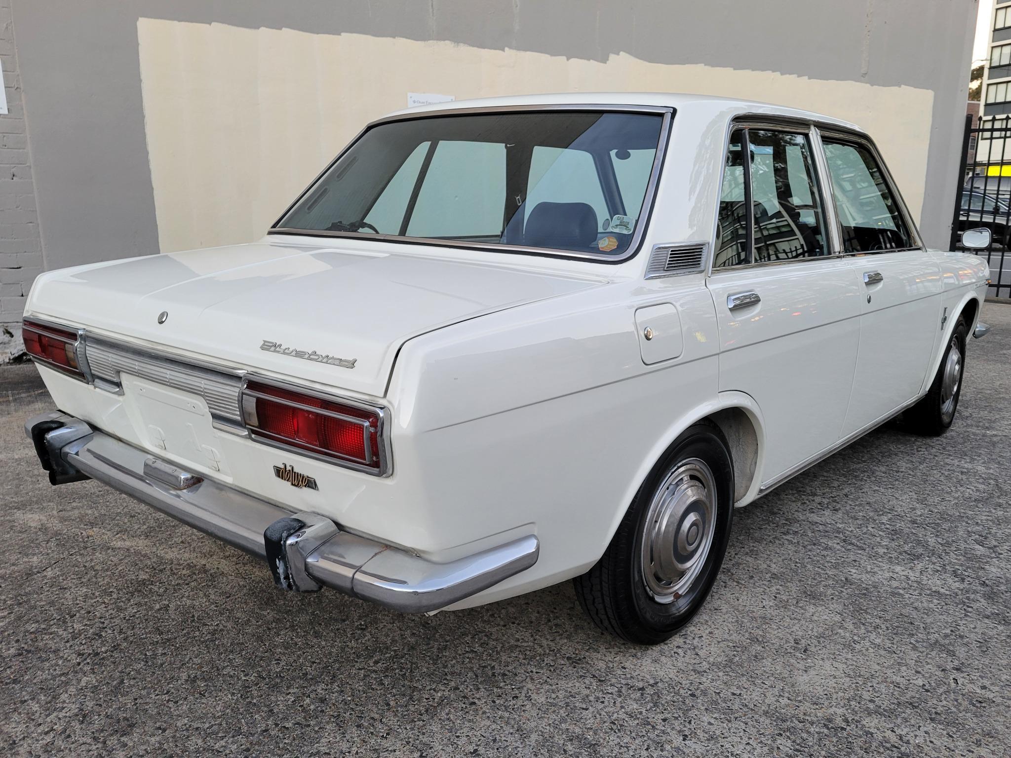 NISSAN BLUEBIRD