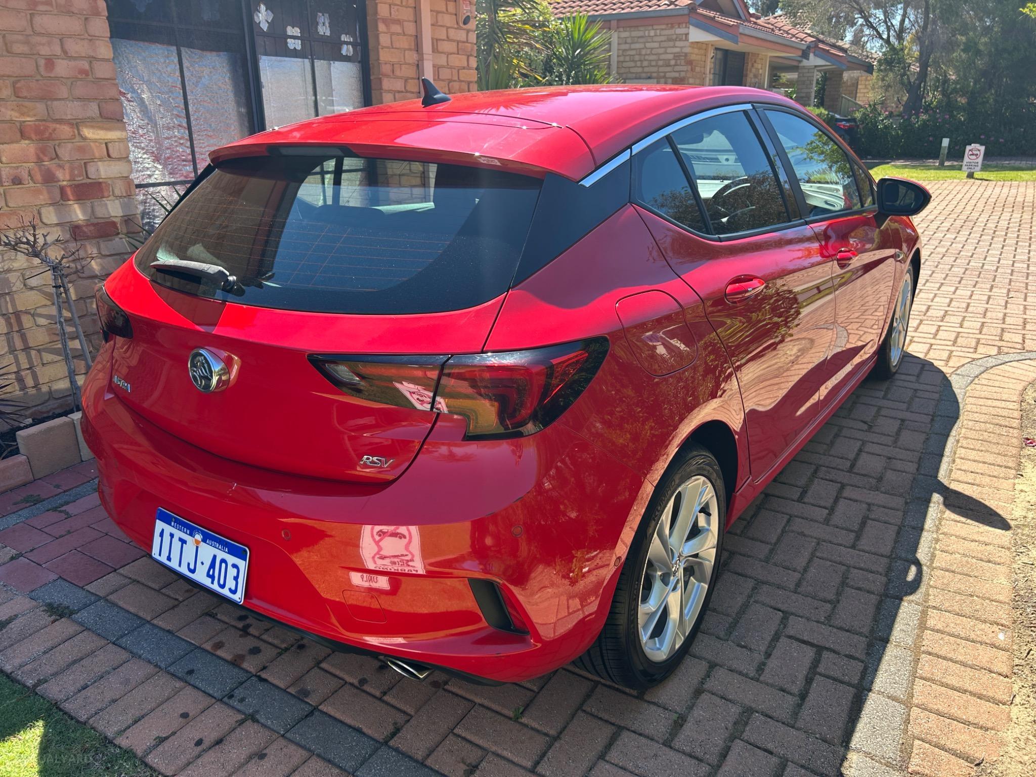 HOLDEN ASTRA