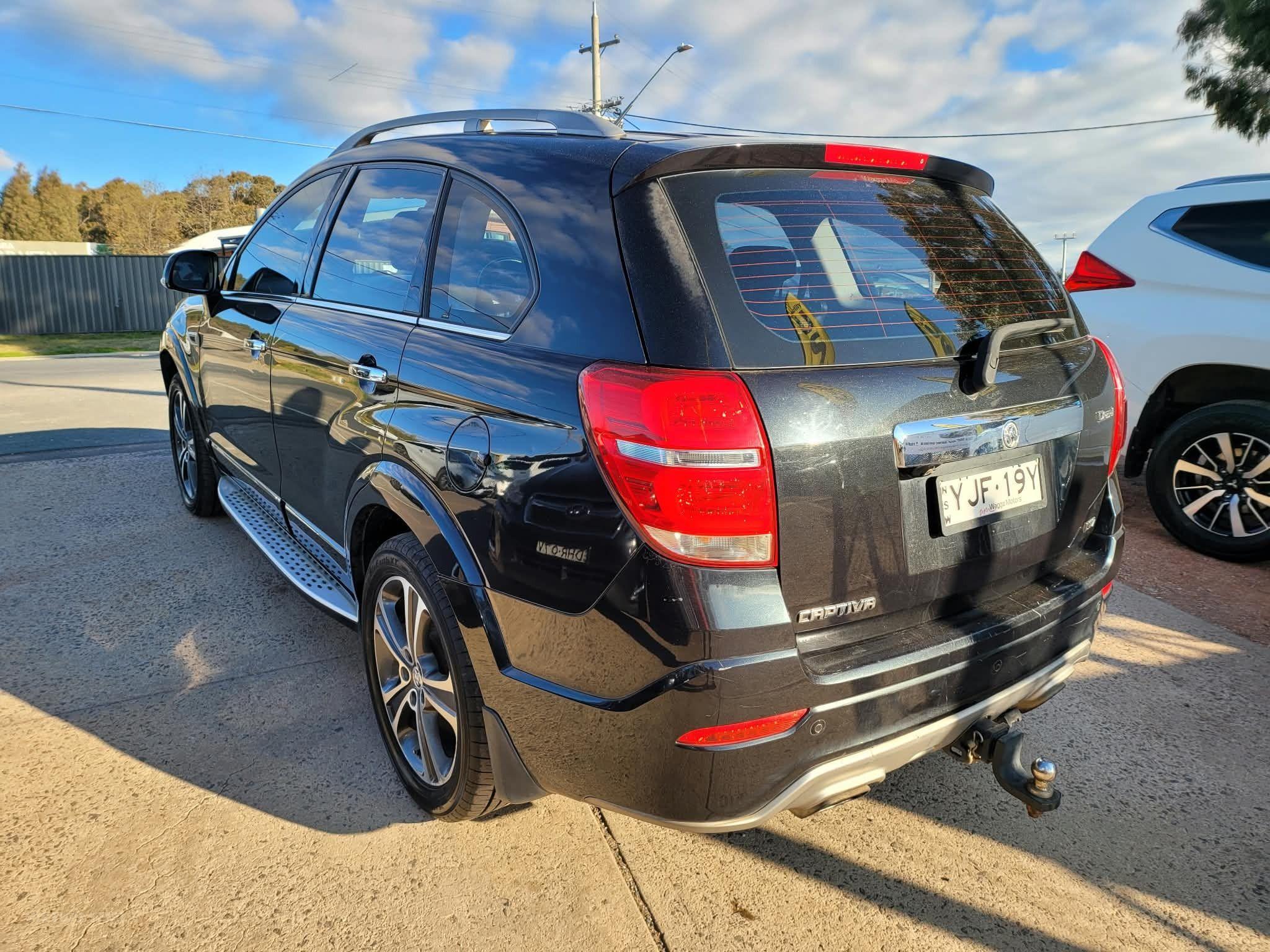 HOLDEN CAPTIVA