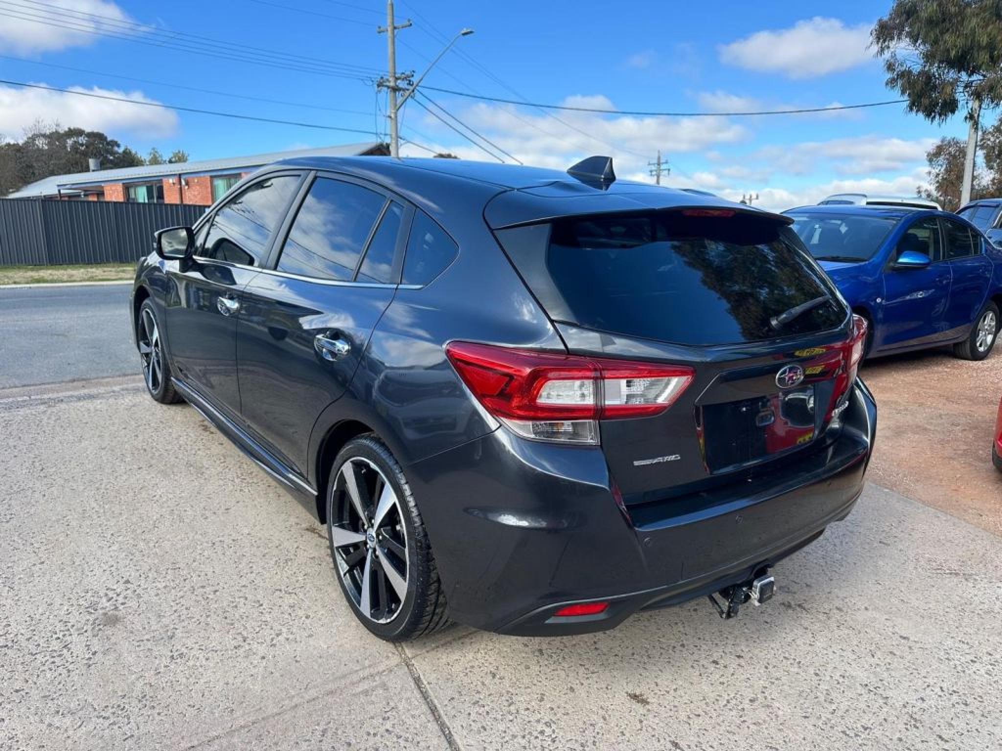SUBARU IMPREZA