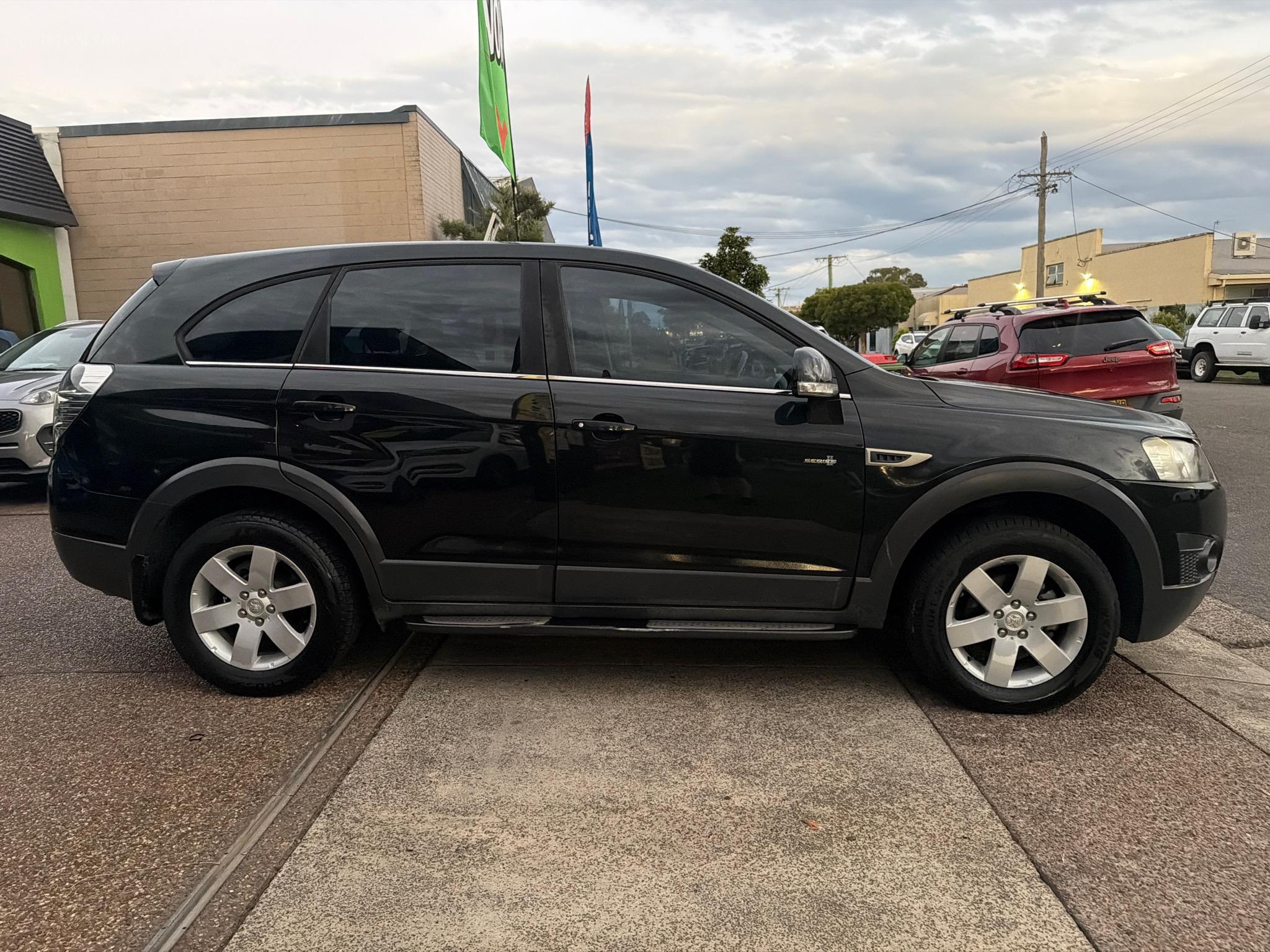HOLDEN CAPTIVA