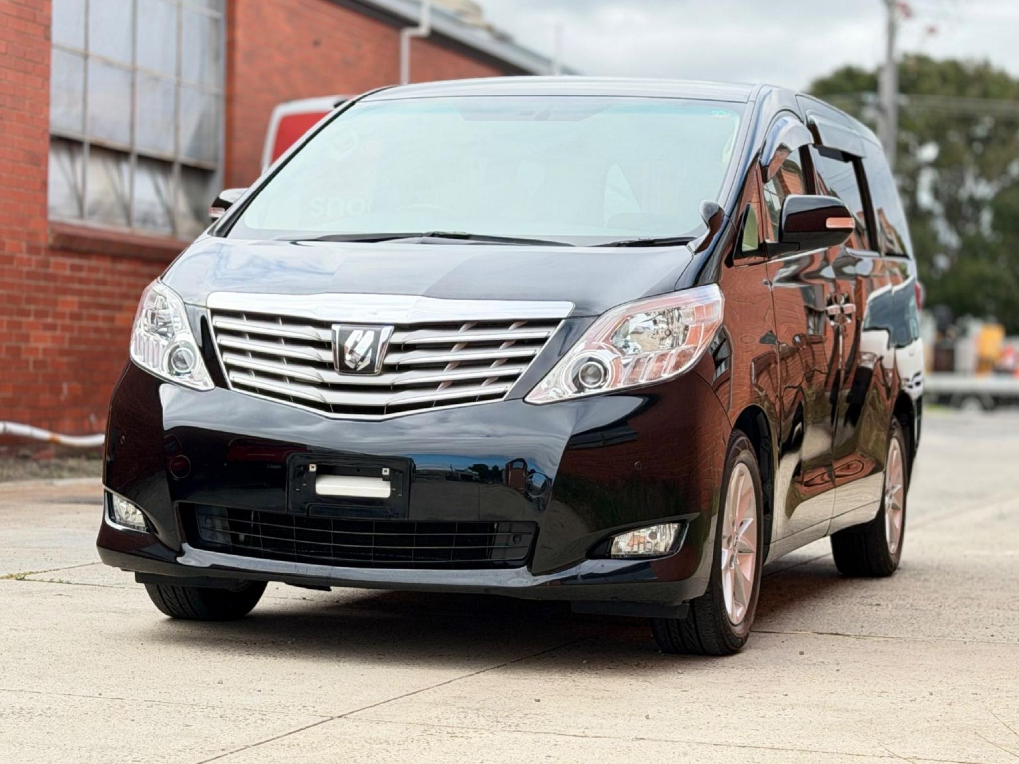 TOYOTA ALPHARD