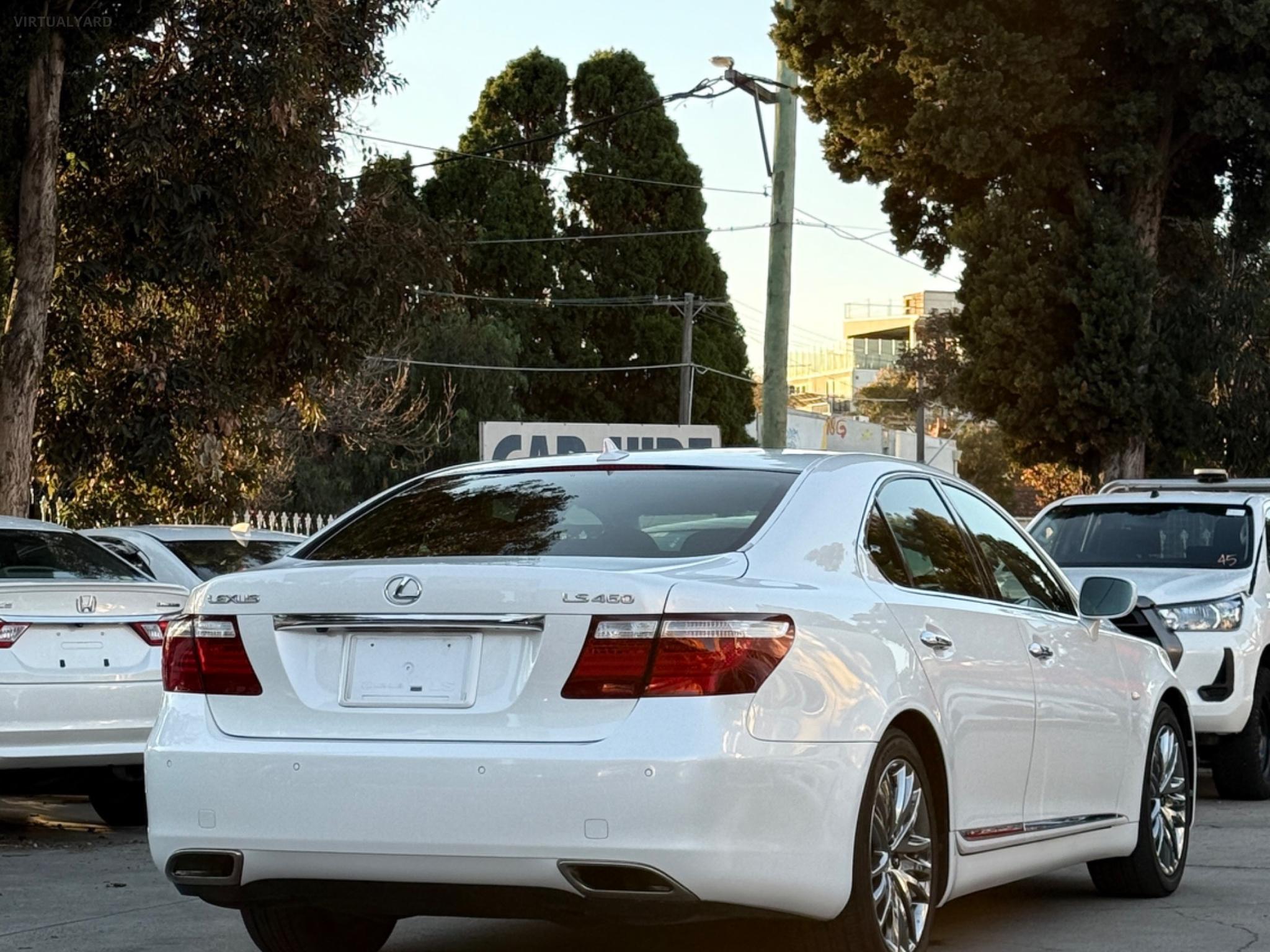 LEXUS LS460
