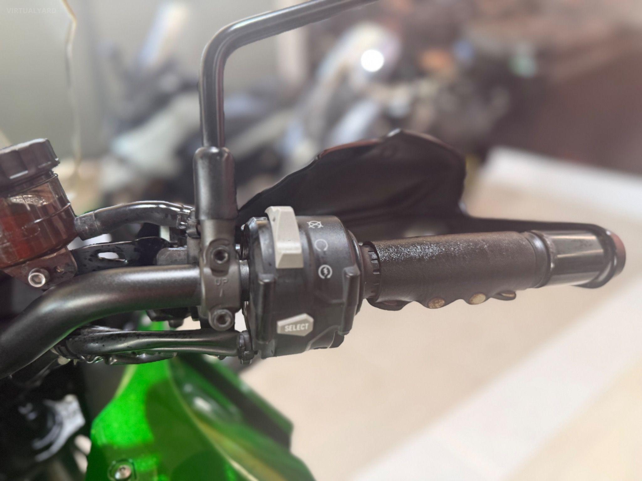 KAWASAKI VERSEY 1000 SE