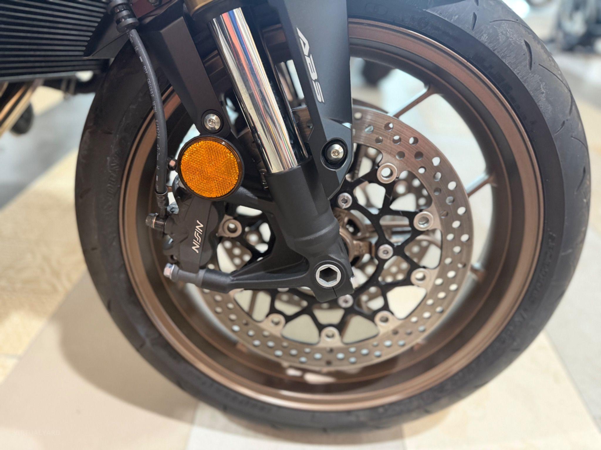 HONDA CB650R E-CLUTCH