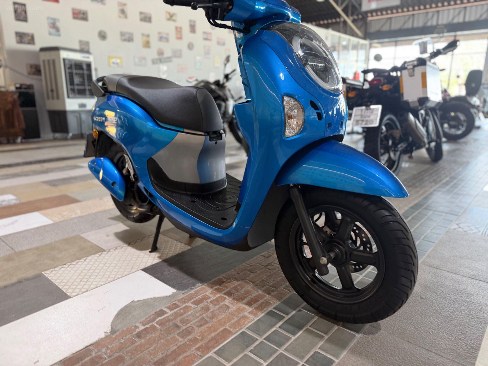 HONDA SCOOPY C12