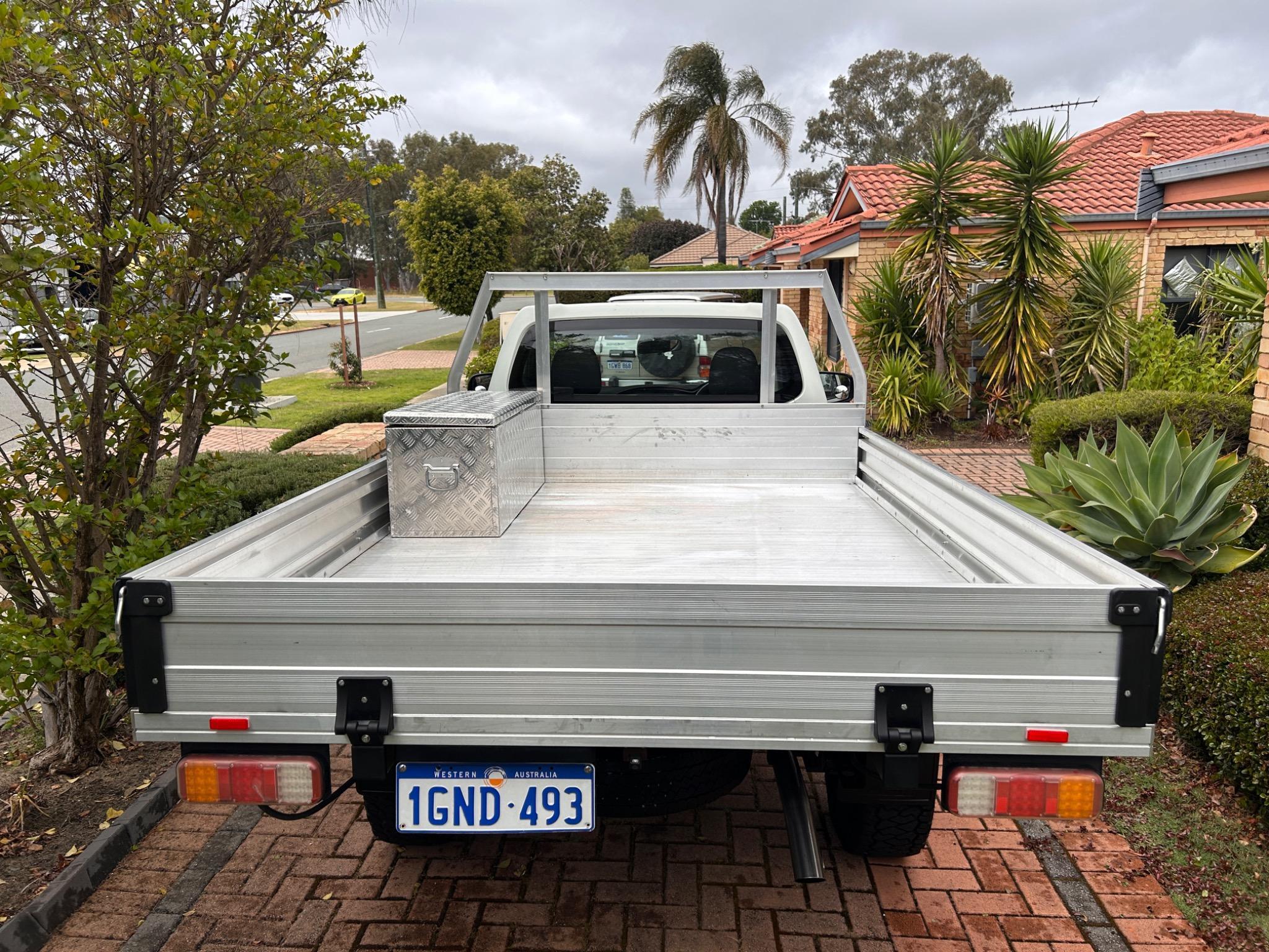 MITSUBISHI TRITON