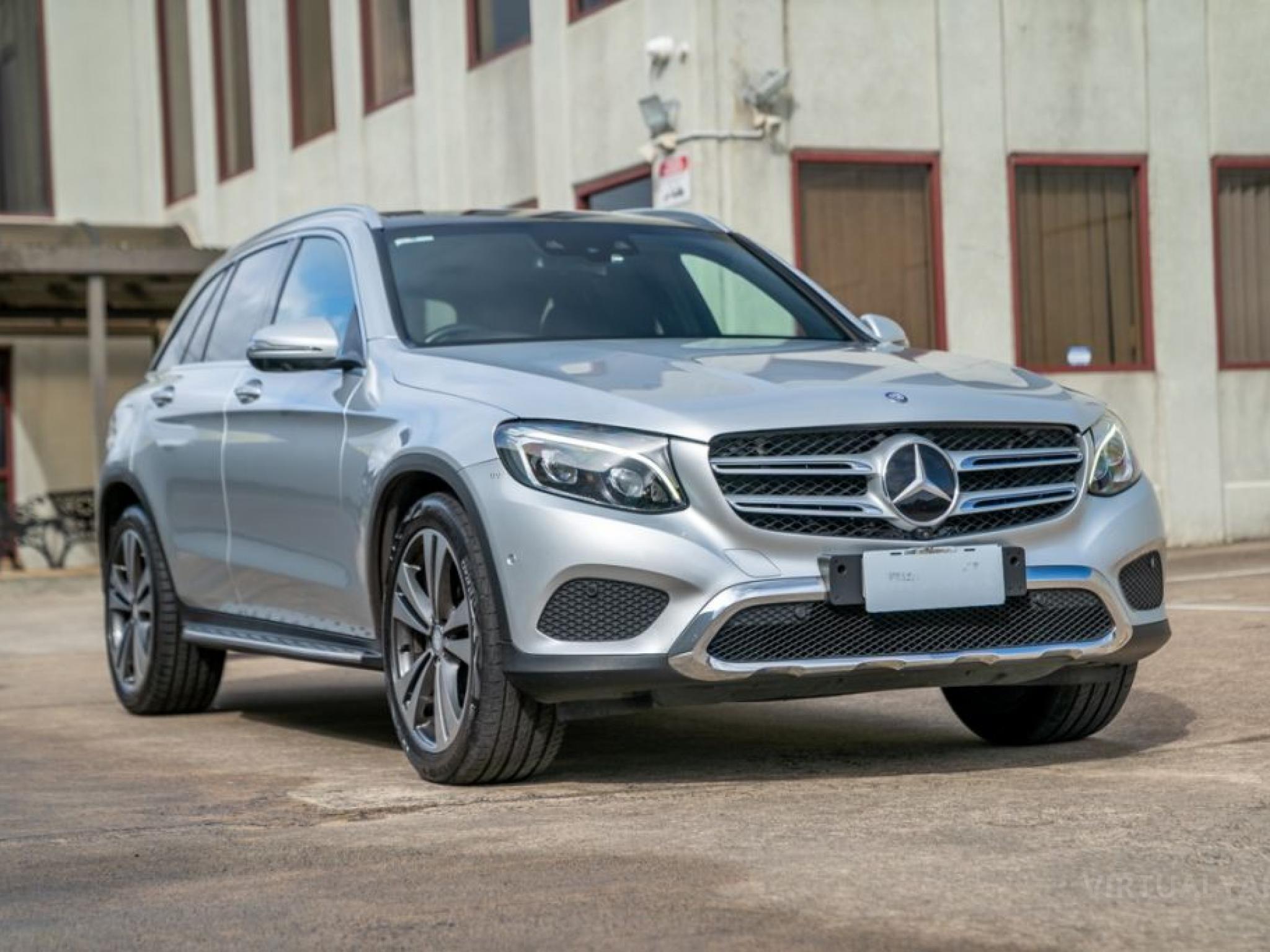 MERCEDES-BENZ GLC