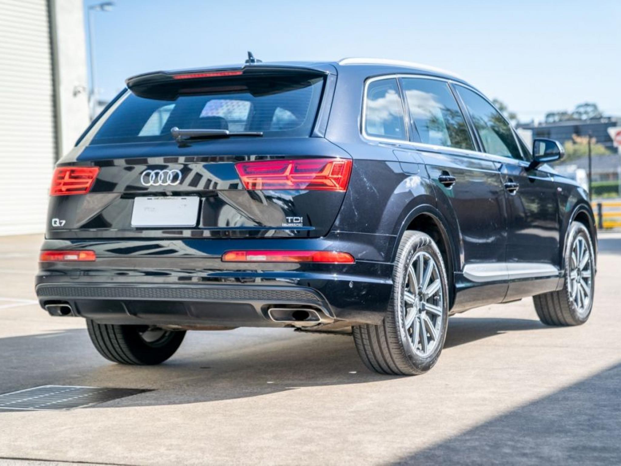 AUDI Q7