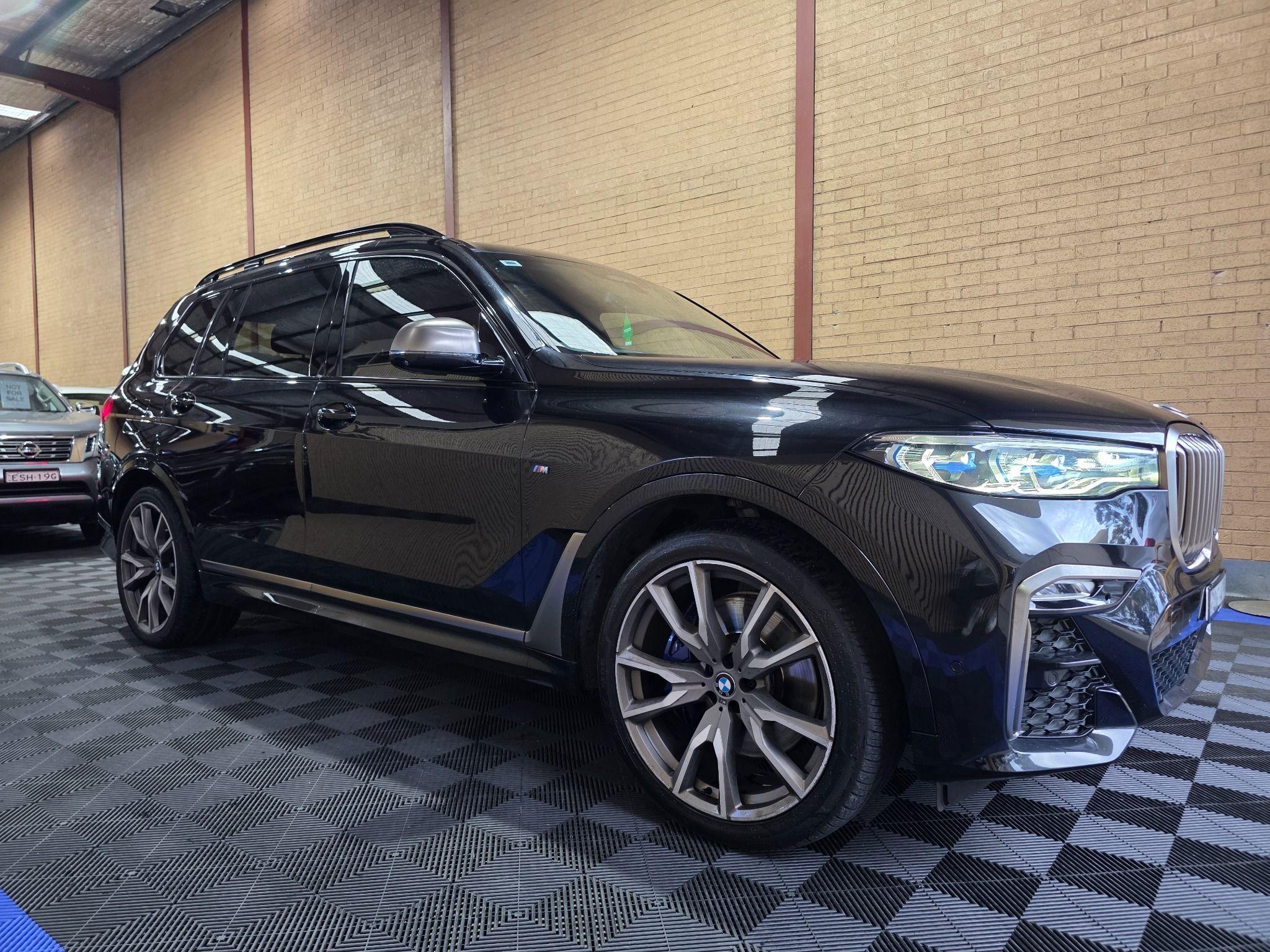 BMW X7