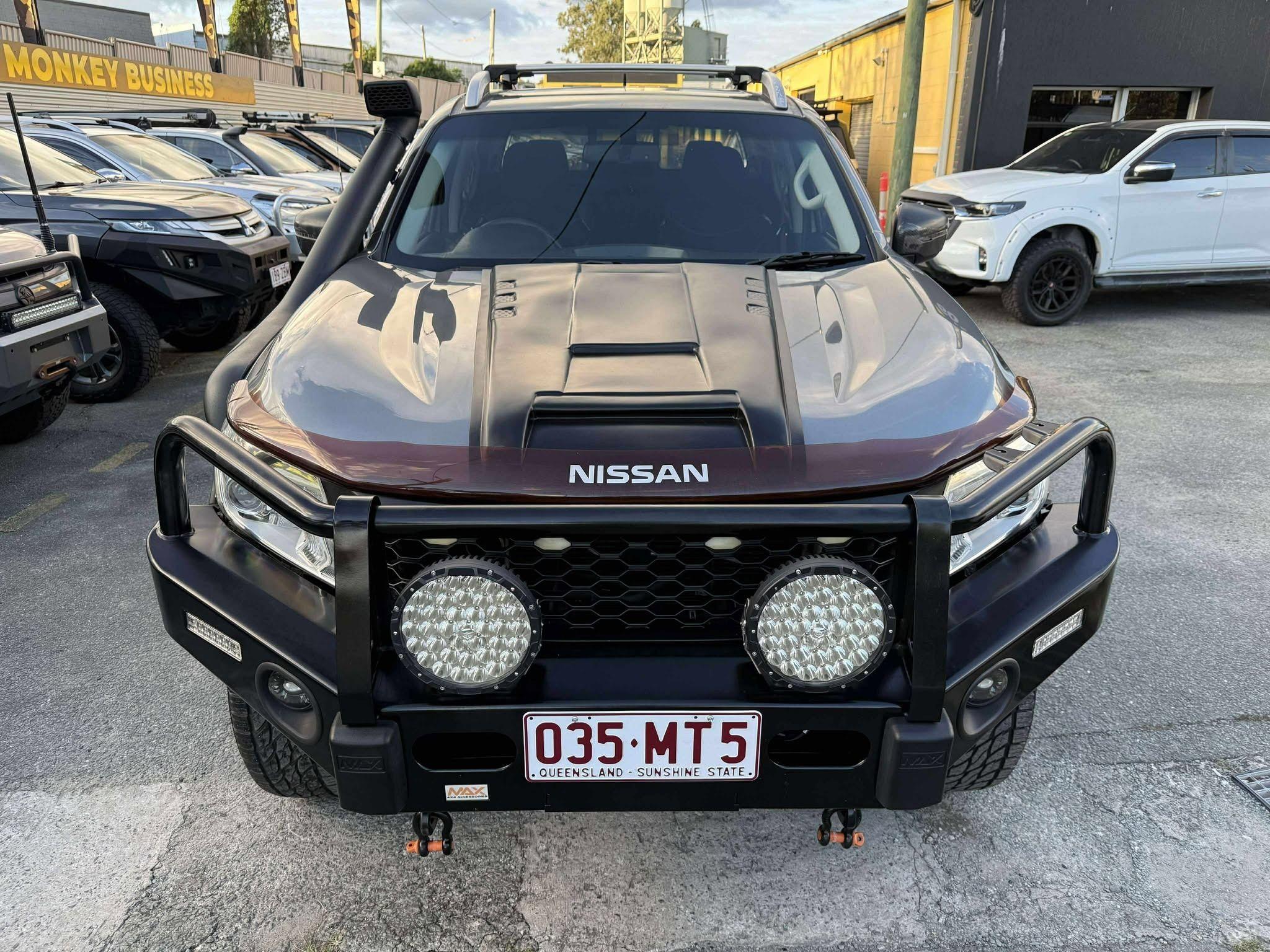 NISSAN NAVARA