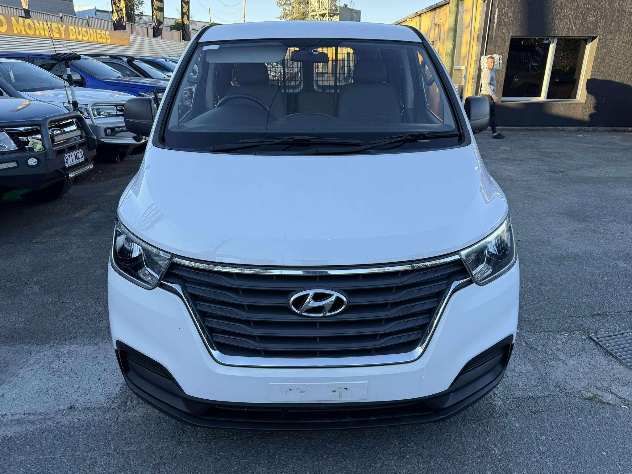 HYUNDAI iLOAD