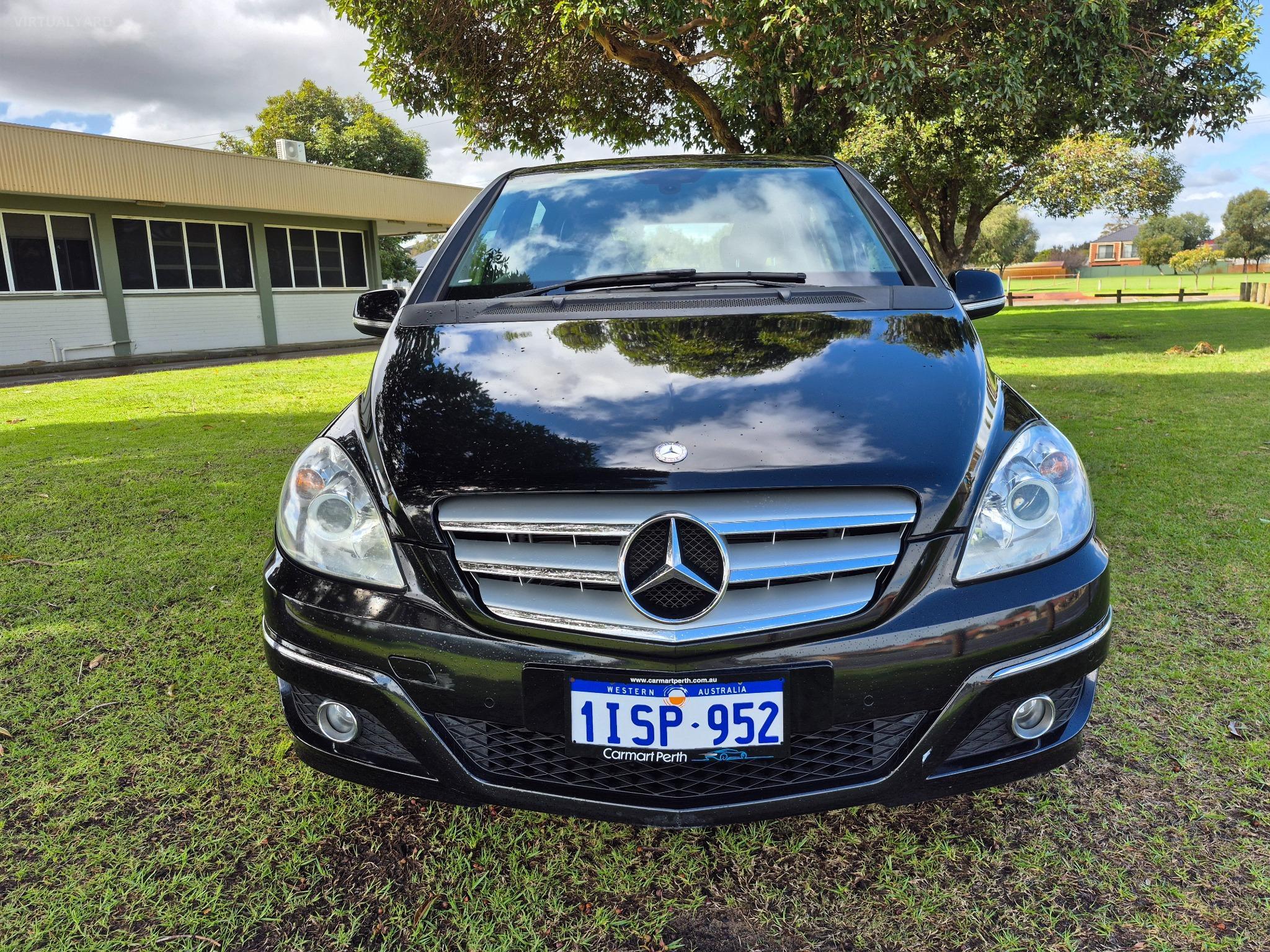 MERCEDES-BENZ B200