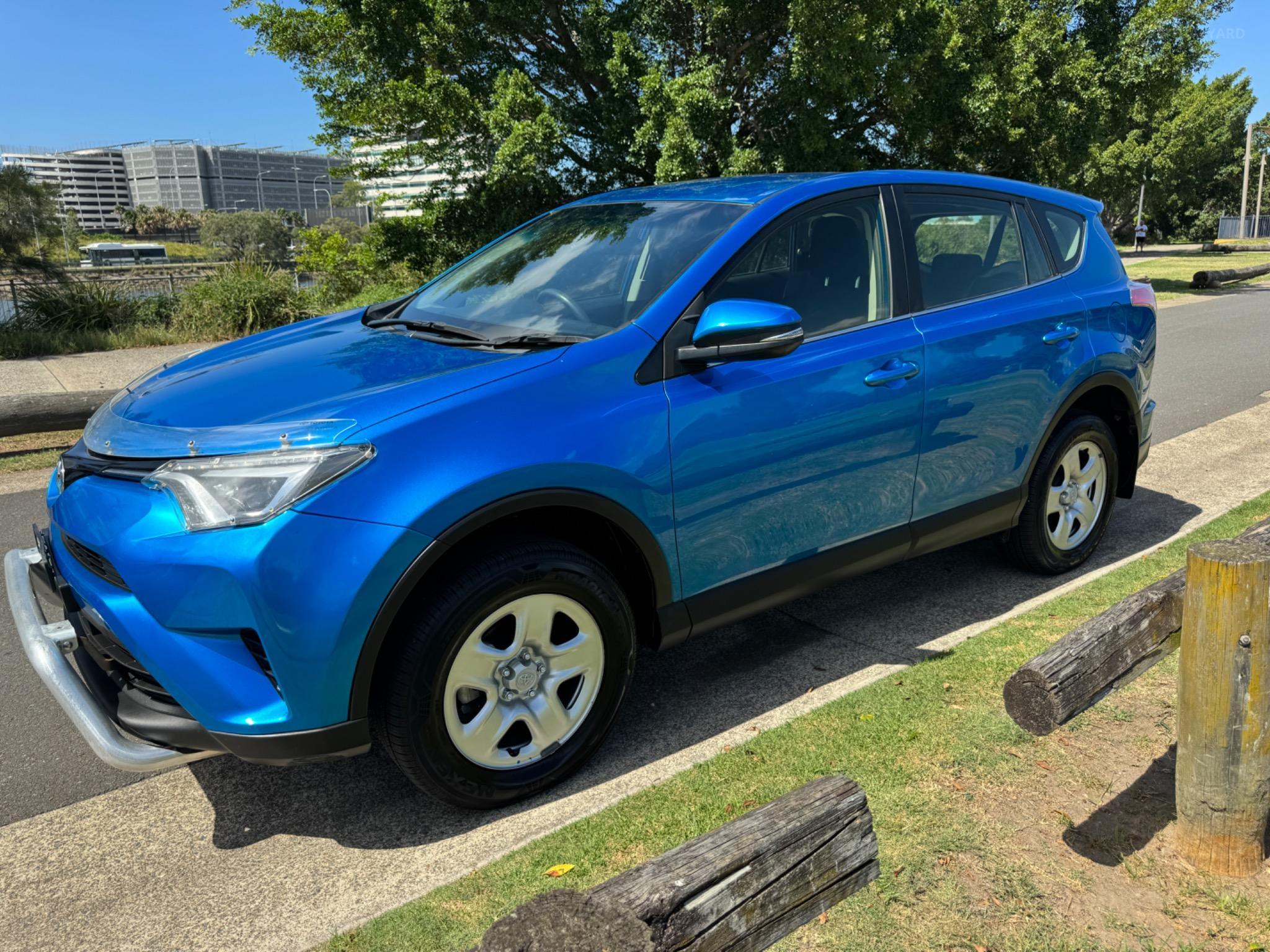 TOYOTA RAV4