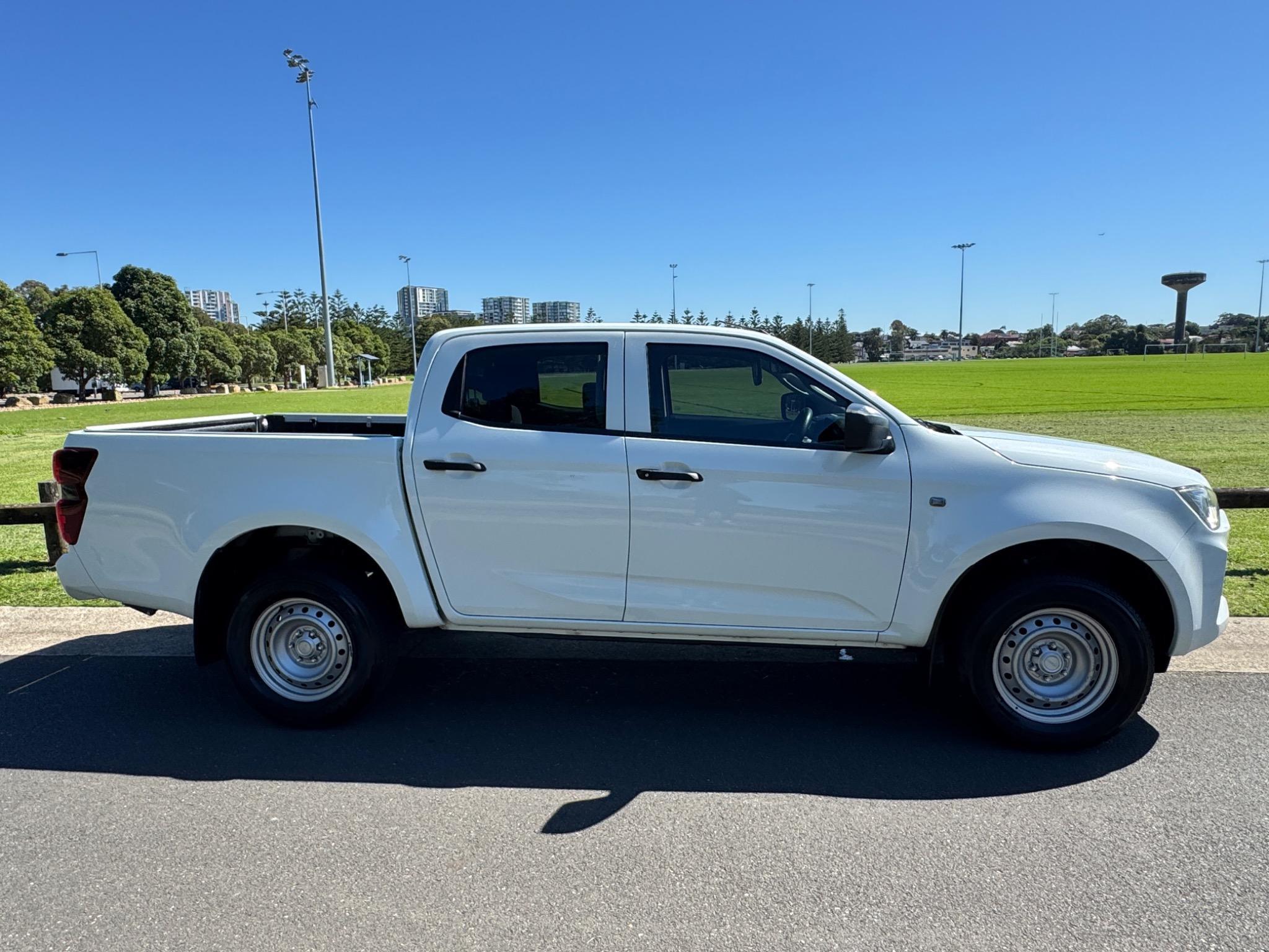 ISUZU D-MAX