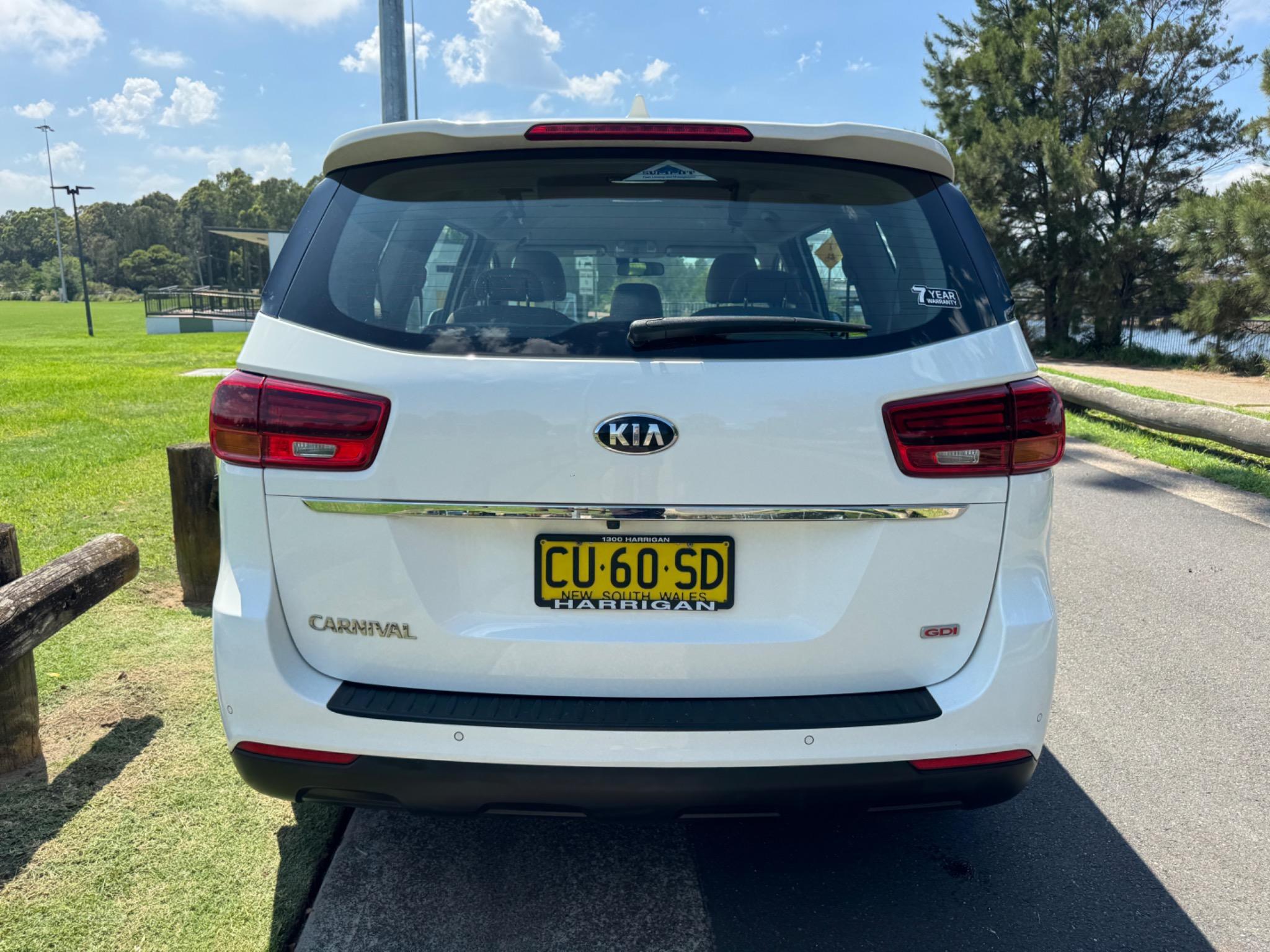 KIA CARNIVAL