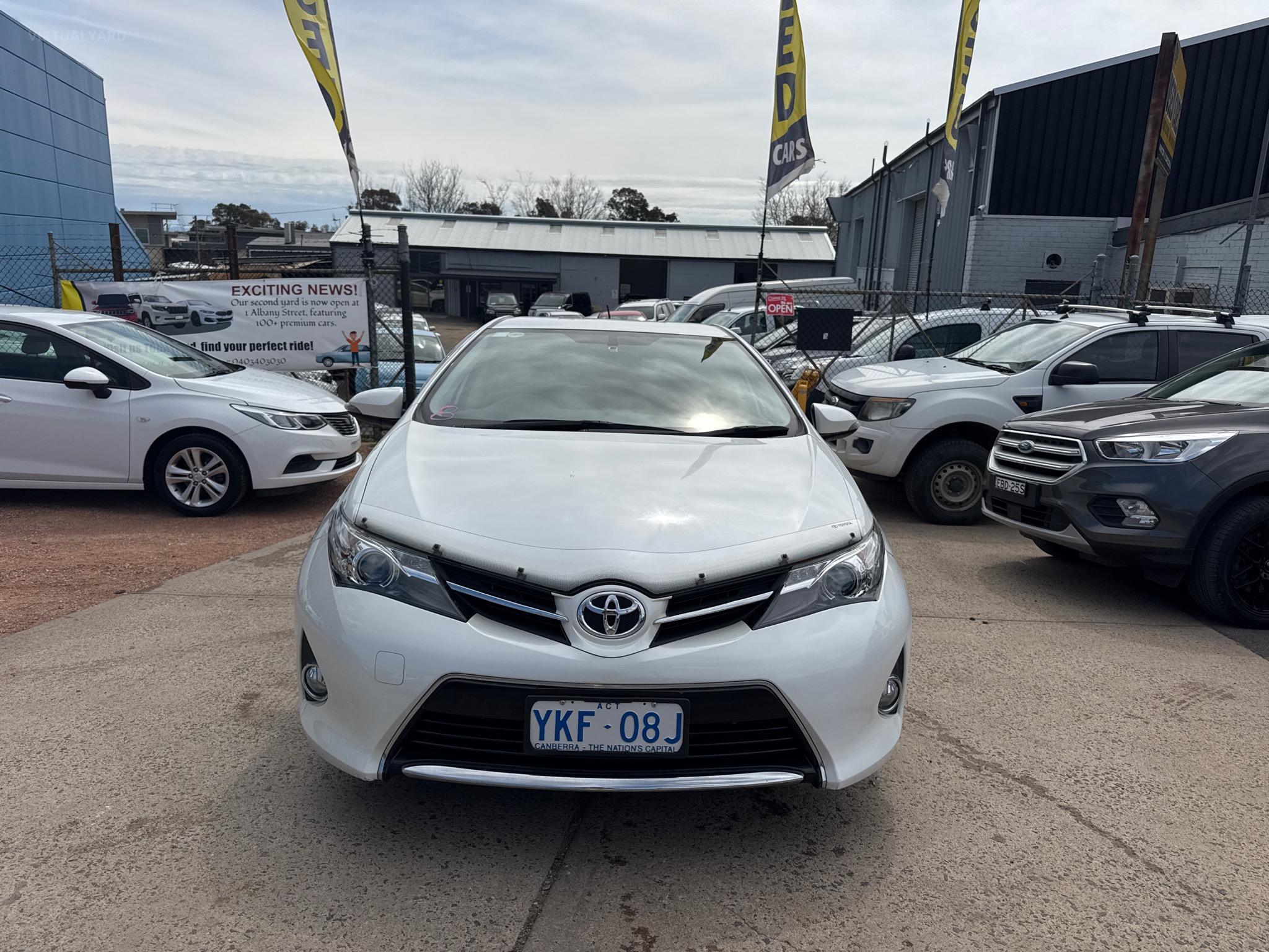 TOYOTA COROLLA