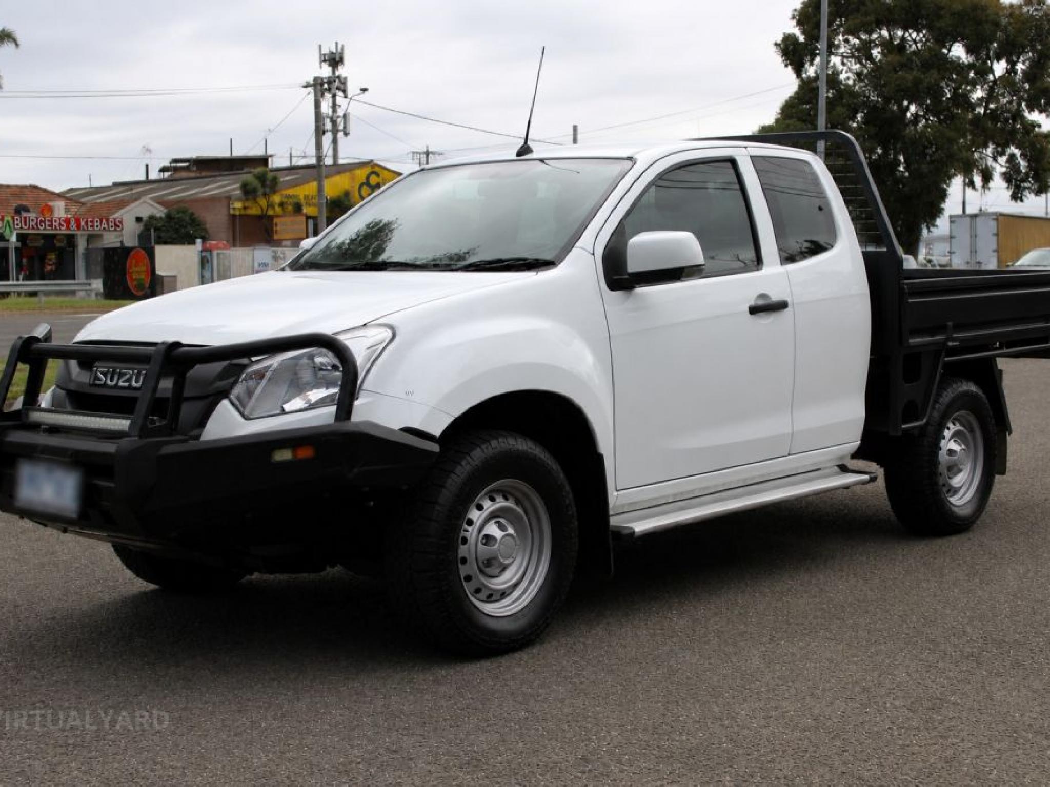 ISUZU D-MAX