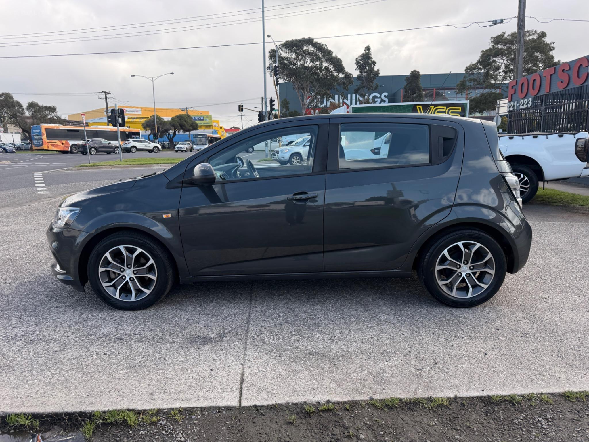 HOLDEN BARINA