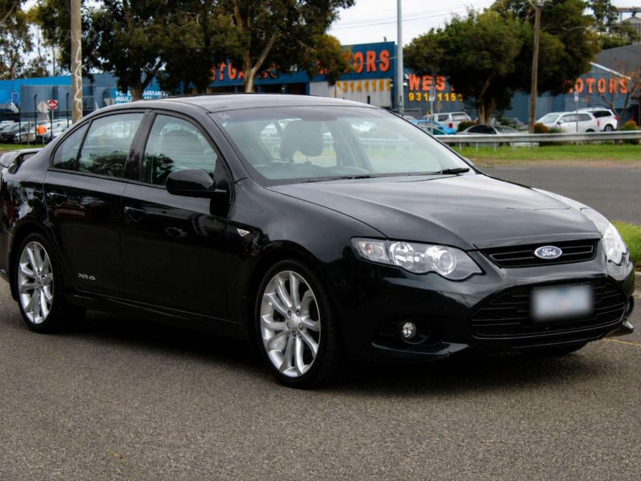 FORD FALCON