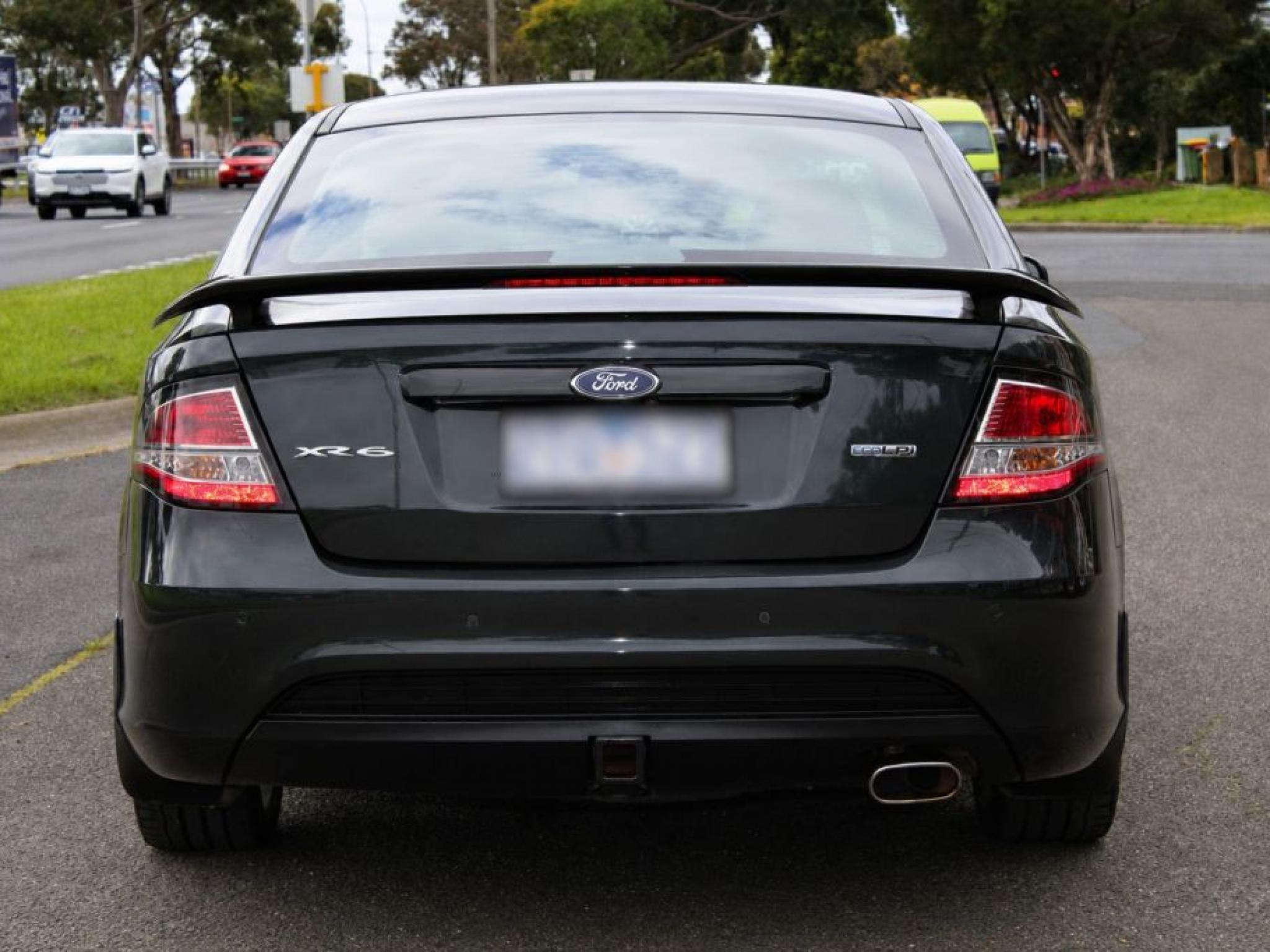FORD FALCON