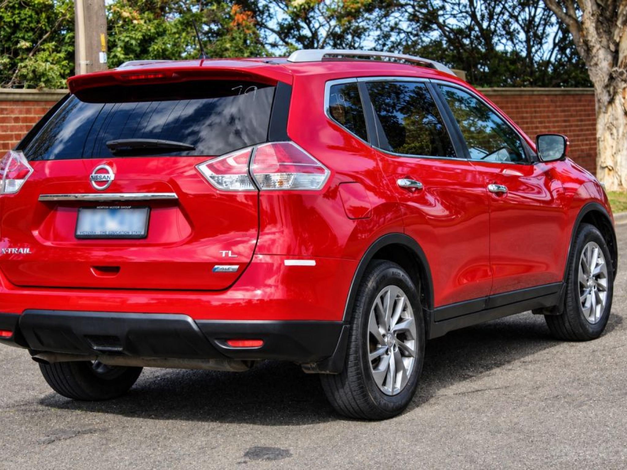 NISSAN X-TRAIL