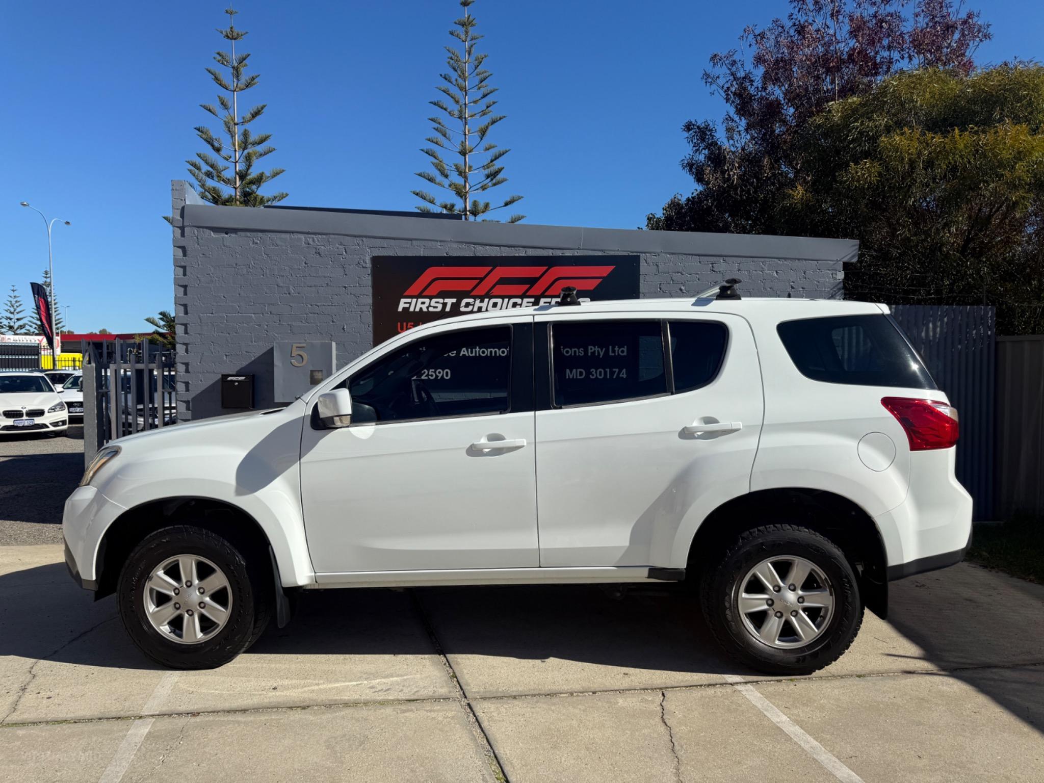 ISUZU MU-X