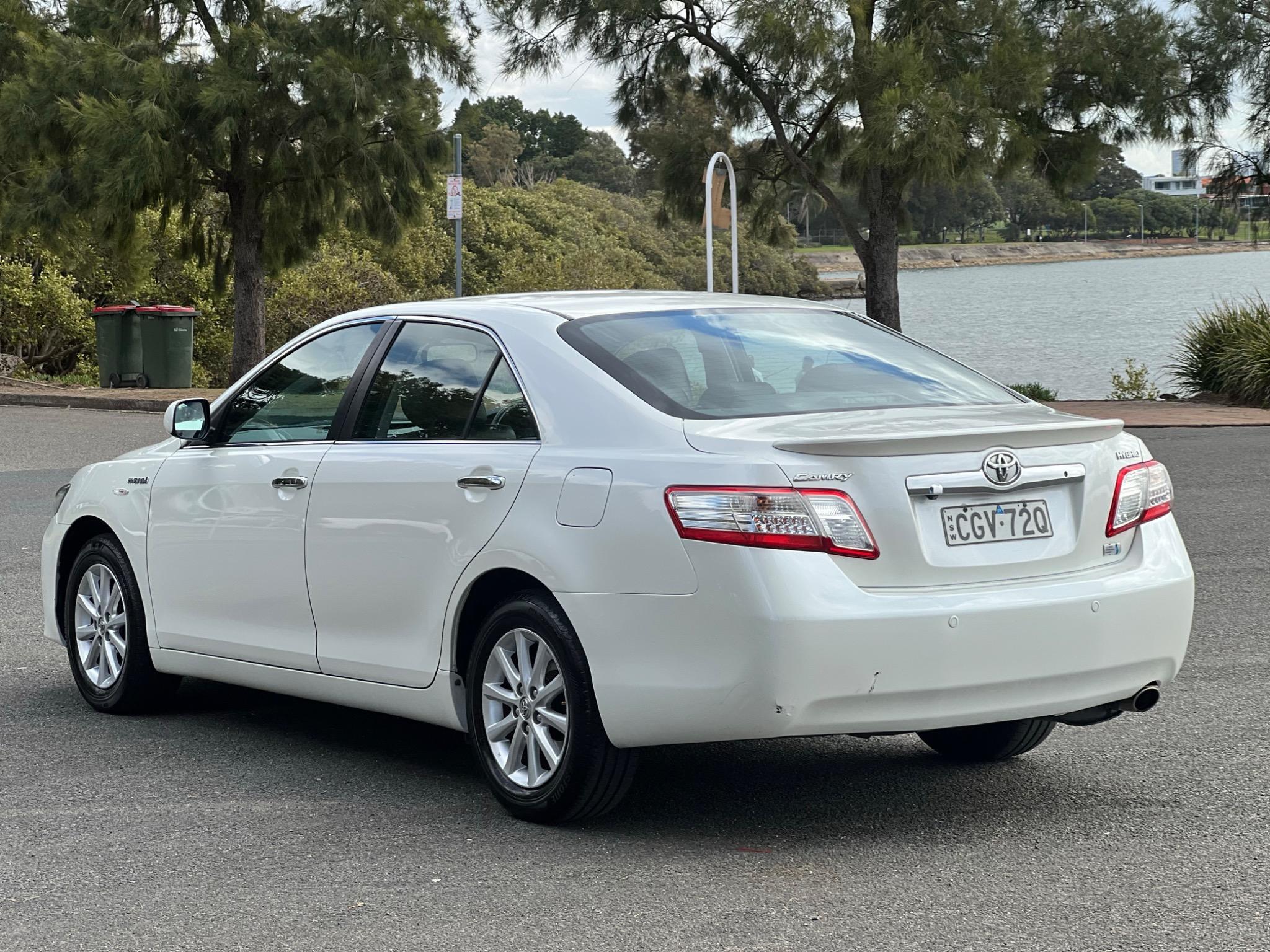 TOYOTA CAMRY